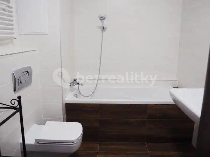 Prenájom bytu 2-izbový 60 m², Drieňová j, Ružinov, Bratislavský kraj