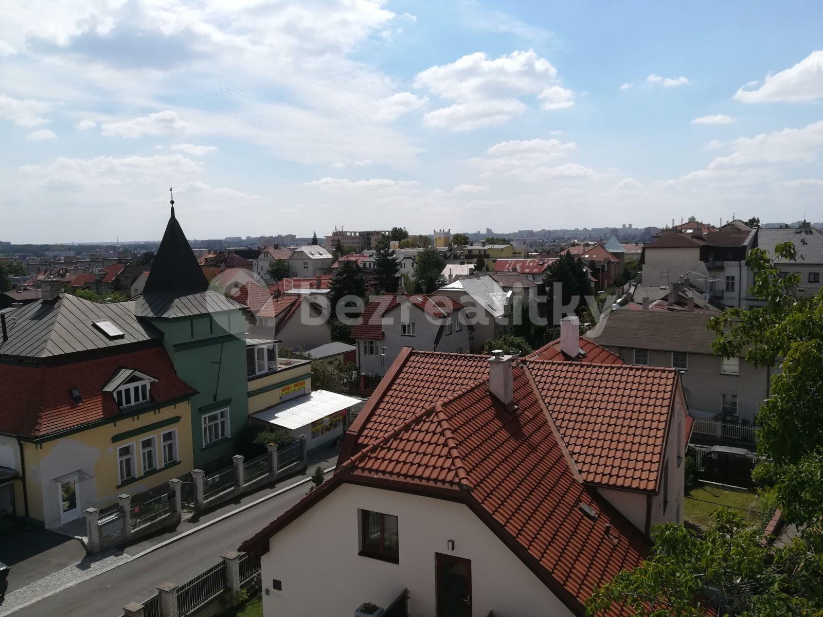 Prenájom bytu 2-izbový 300 m², Révová, Praha, Praha