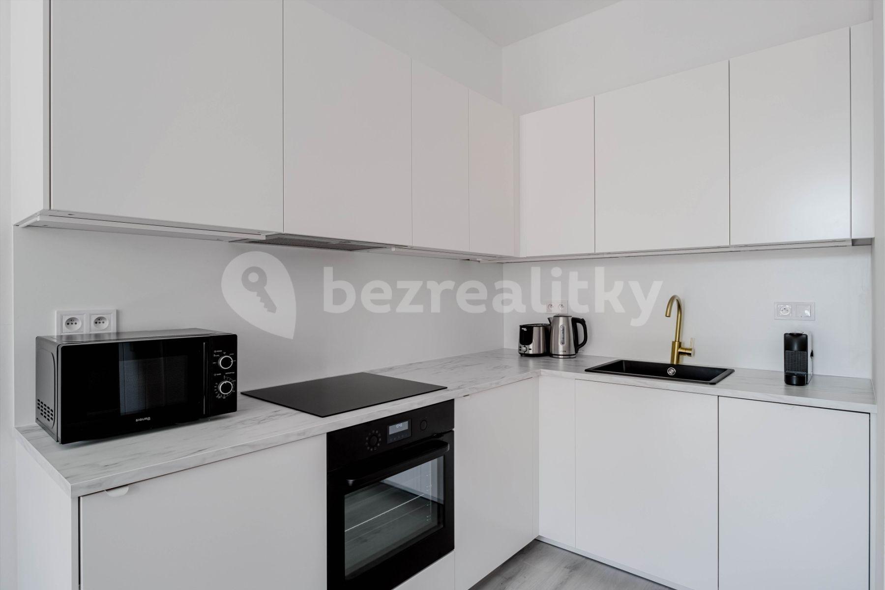 Prenájom bytu 1-izbový 35 m², Rostovská, Praha, Praha