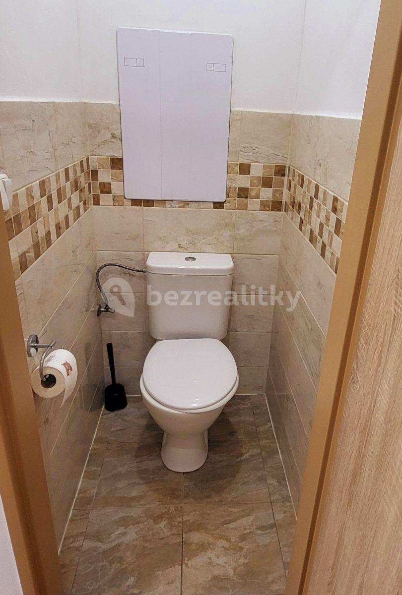 Prenájom bytu 1-izbový 35 m², Ortenova, Kutná Hora, Středočeský kraj