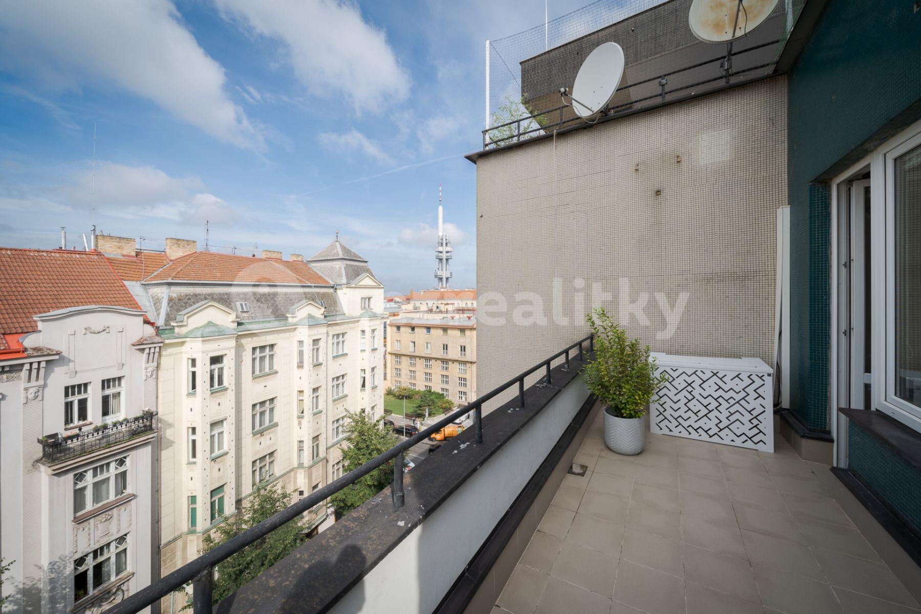 Prenájom bytu 3-izbový 72 m², Kolínská, Praha, Praha