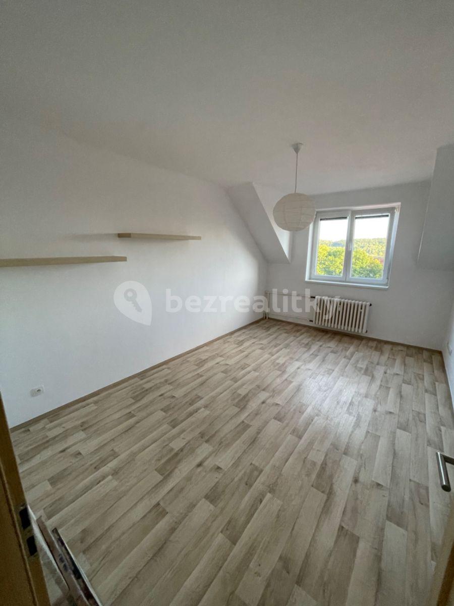 Prenájom bytu 1-izbový 28 m², Březohorská, Příbram, Středočeský kraj