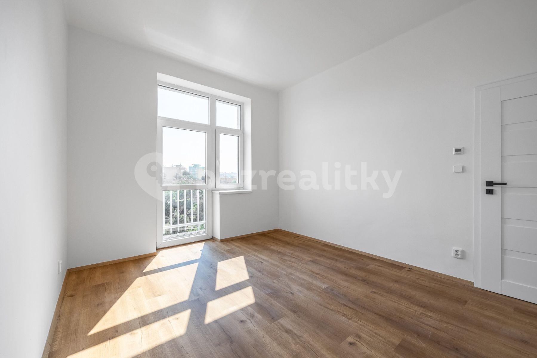 Predaj bytu 3-izbový 101 m², Stehlíkova, Slaný, Středočeský kraj