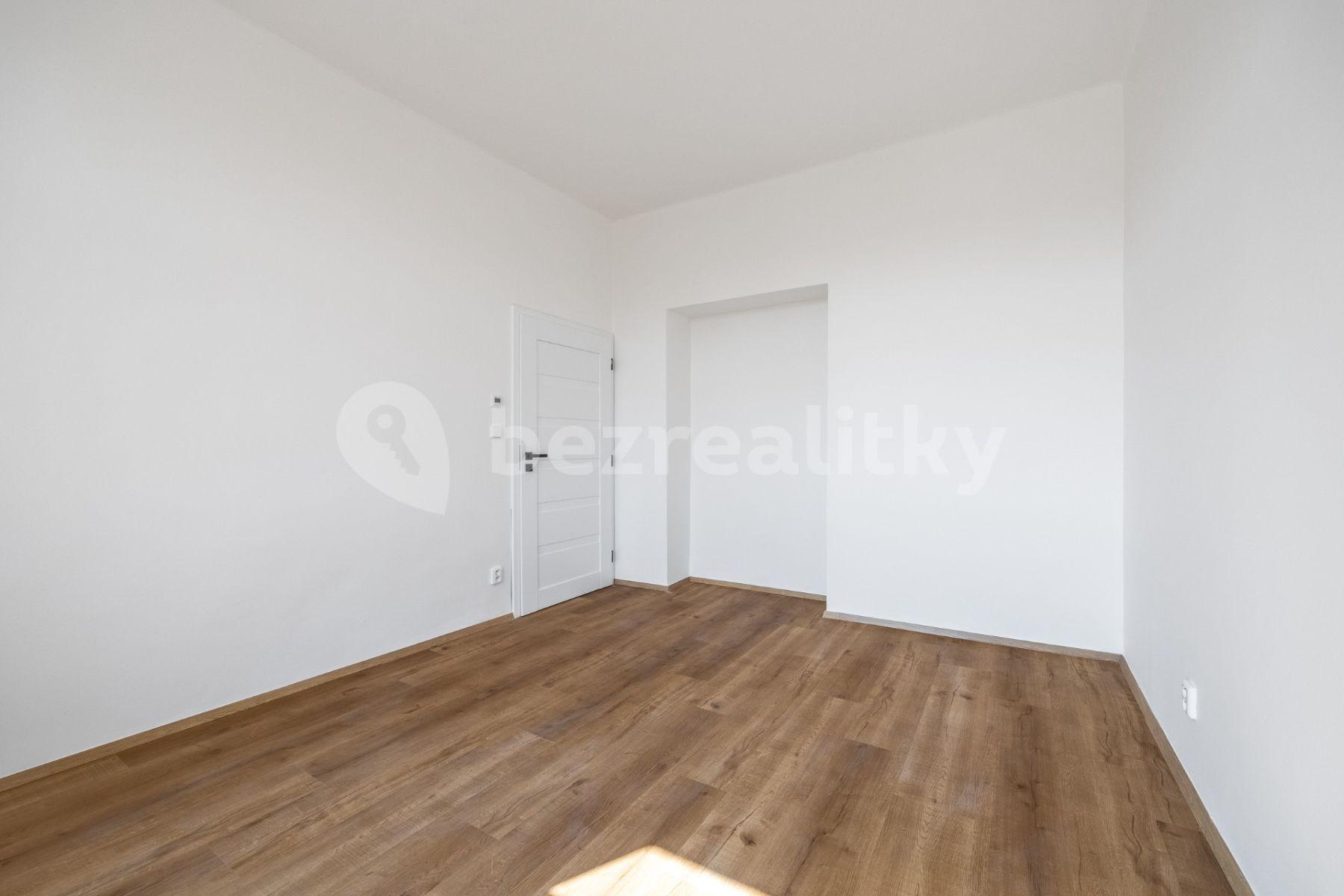 Predaj bytu 3-izbový 101 m², Stehlíkova, Slaný, Středočeský kraj