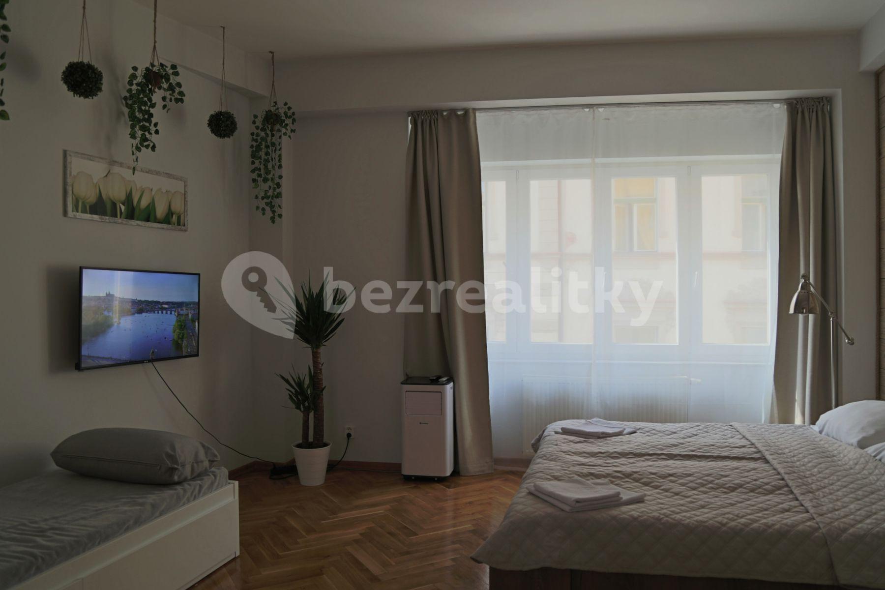 Prenájom bytu 2-izbový 65 m², Na Zbořenci, Praha, Praha