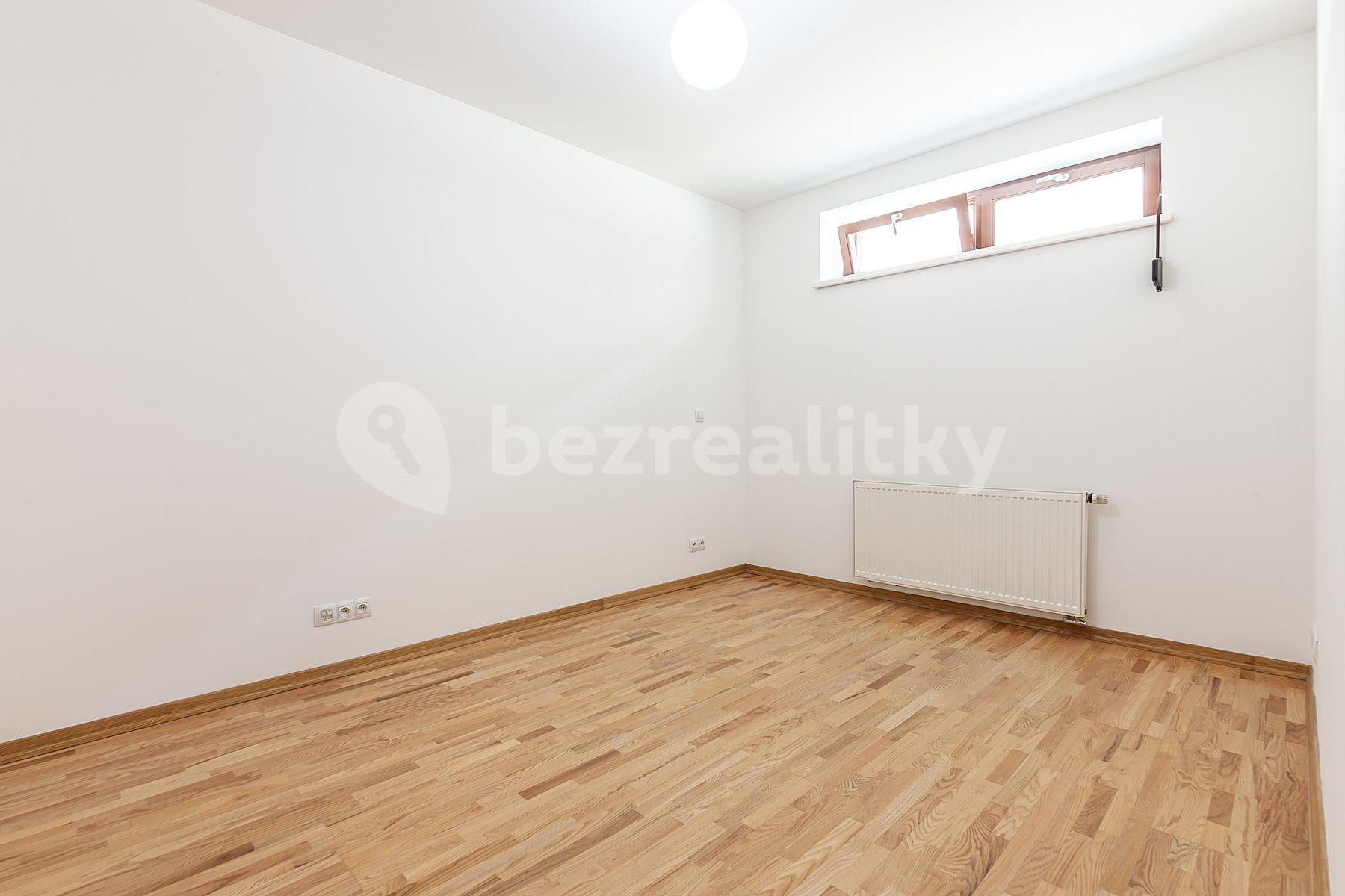 Predaj bytu 4-izbový 89 m², Lovčenská, Praha, Praha