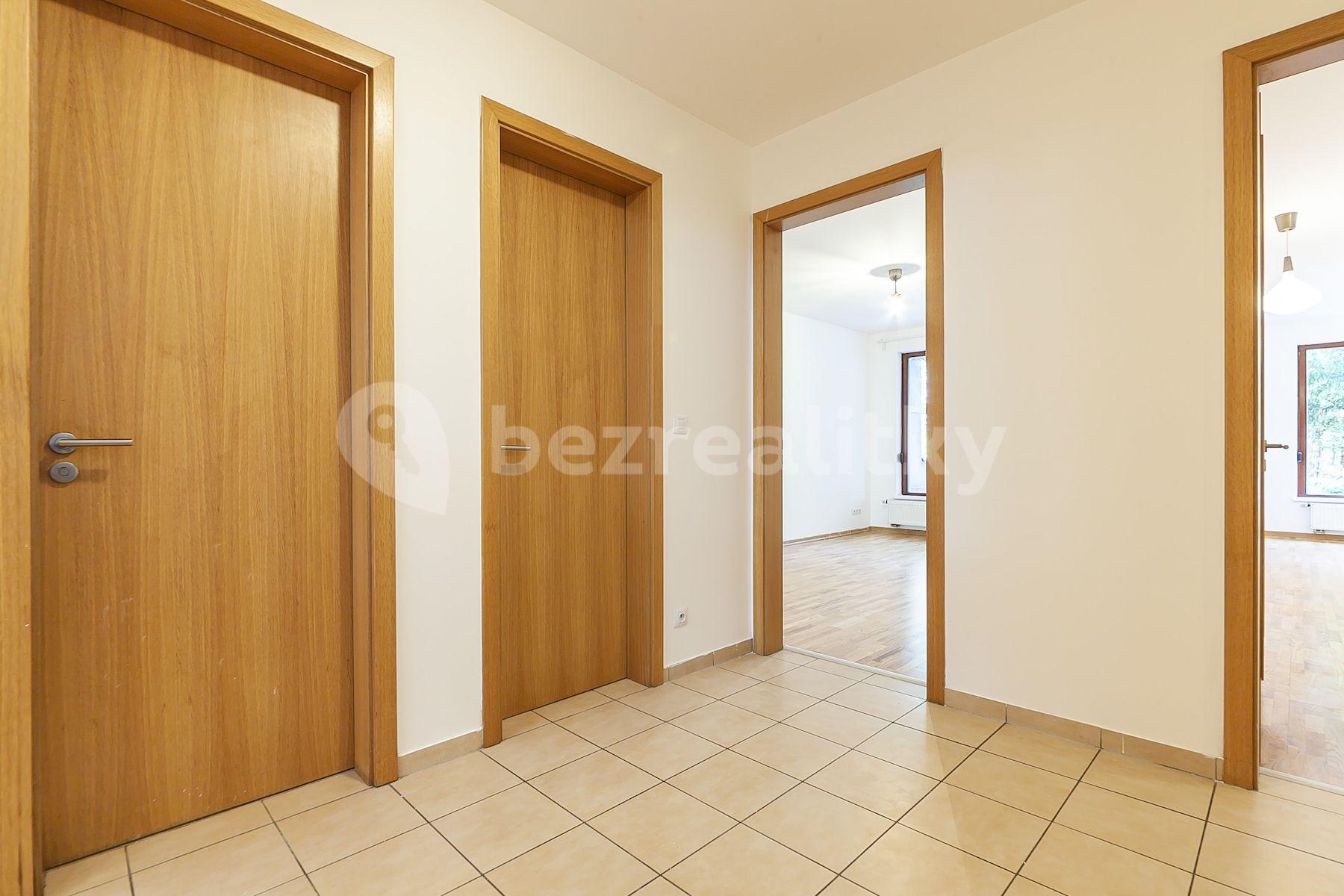 Predaj bytu 4-izbový 89 m², Lovčenská, Praha, Praha