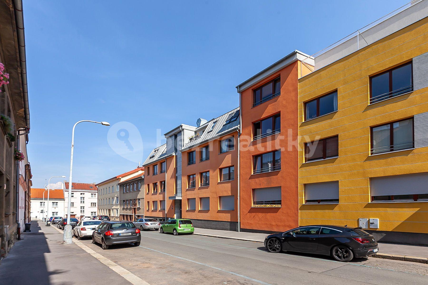 Predaj bytu 4-izbový 89 m², Lovčenská, Praha, Praha