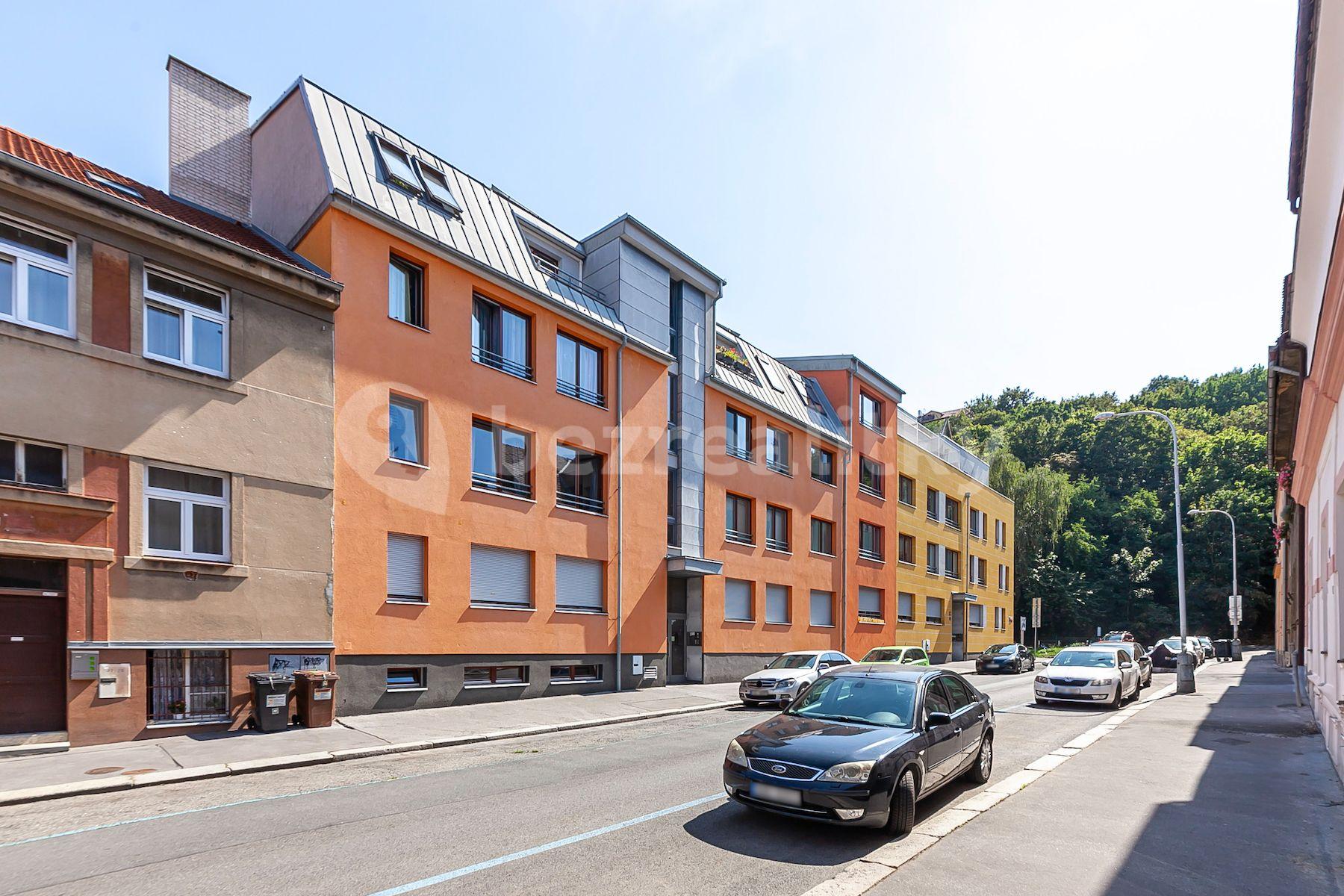 Predaj bytu 4-izbový 89 m², Lovčenská, Praha, Praha