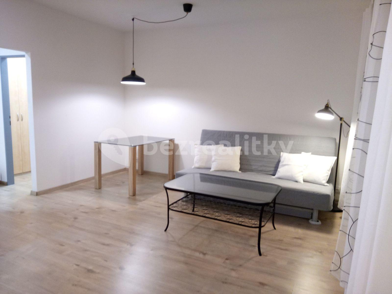 Prenájom bytu 2-izbový 49 m², Březnická, Zlín, Zlínský kraj