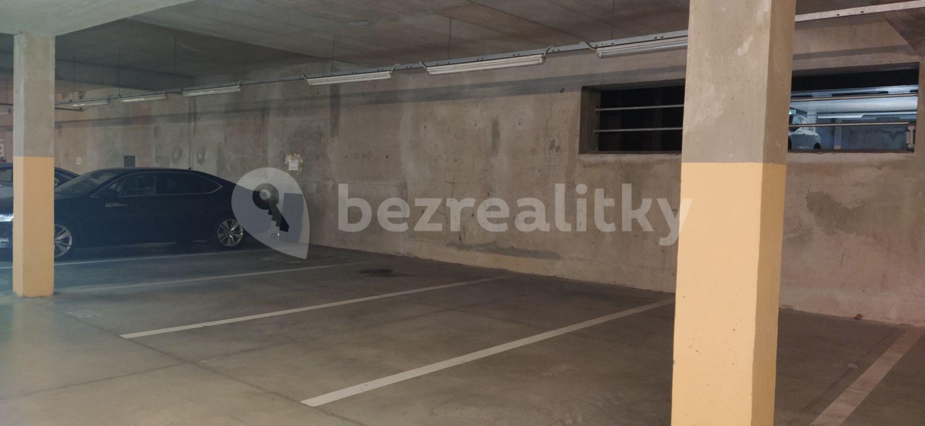 Prenájom bytu 2-izbový 49 m², Březnická, Zlín, Zlínský kraj