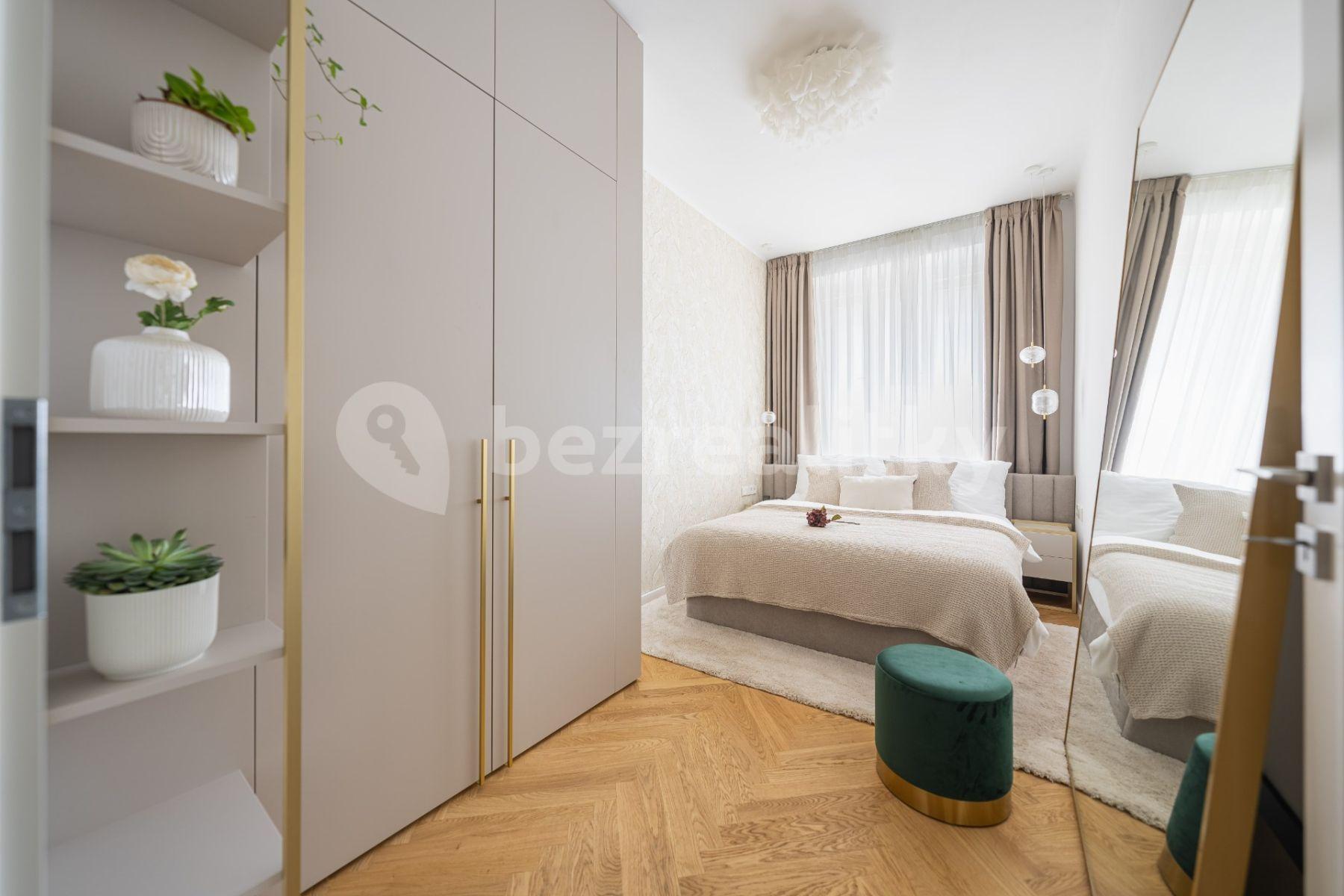 Predaj bytu 3-izbový 78 m², Vinohradská, Praha, Praha