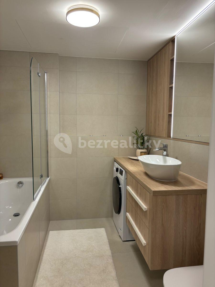 Predaj bytu 1-izbový 37 m², Šenácká, Praha, Praha