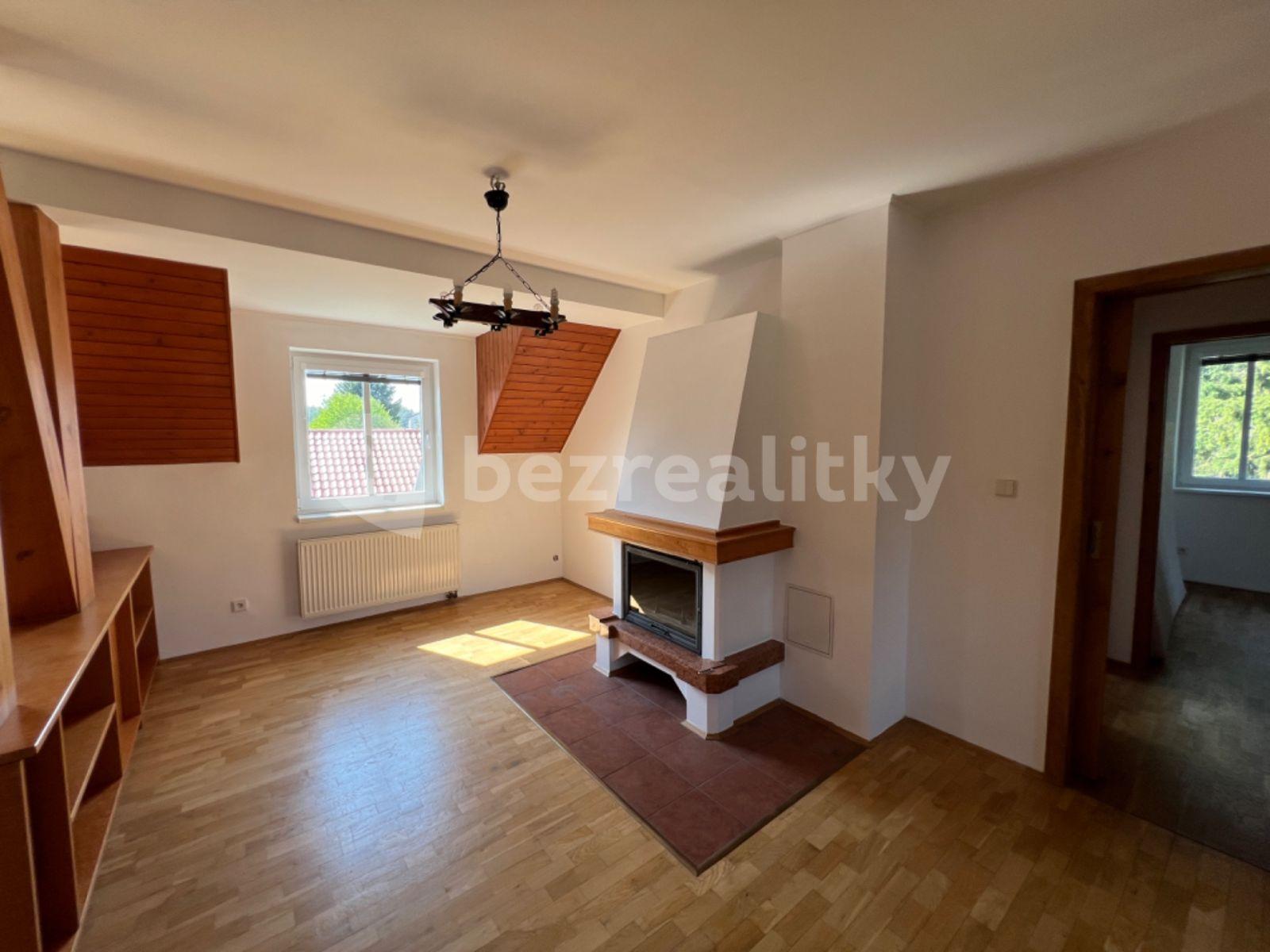 Prenájom bytu 4-izbový 180 m², Na Návsi, Babice, Středočeský kraj