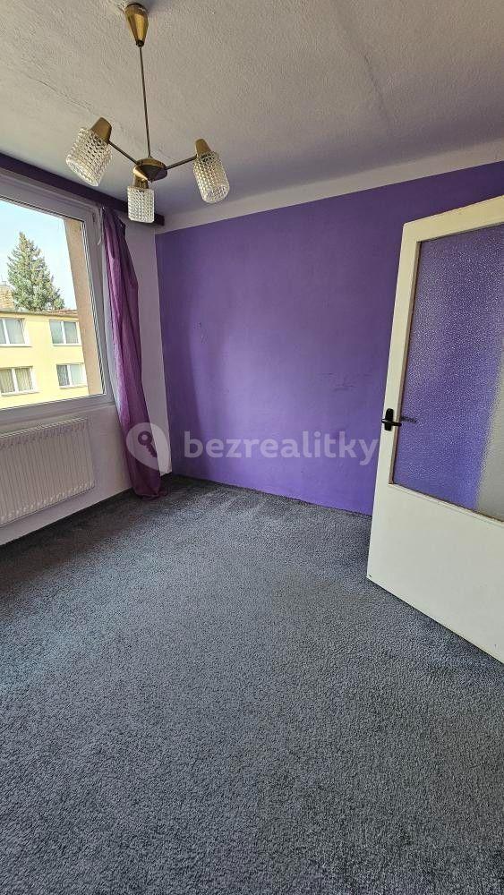 Prenájom bytu 3-izbový 68 m², Opařany, Jihočeský kraj