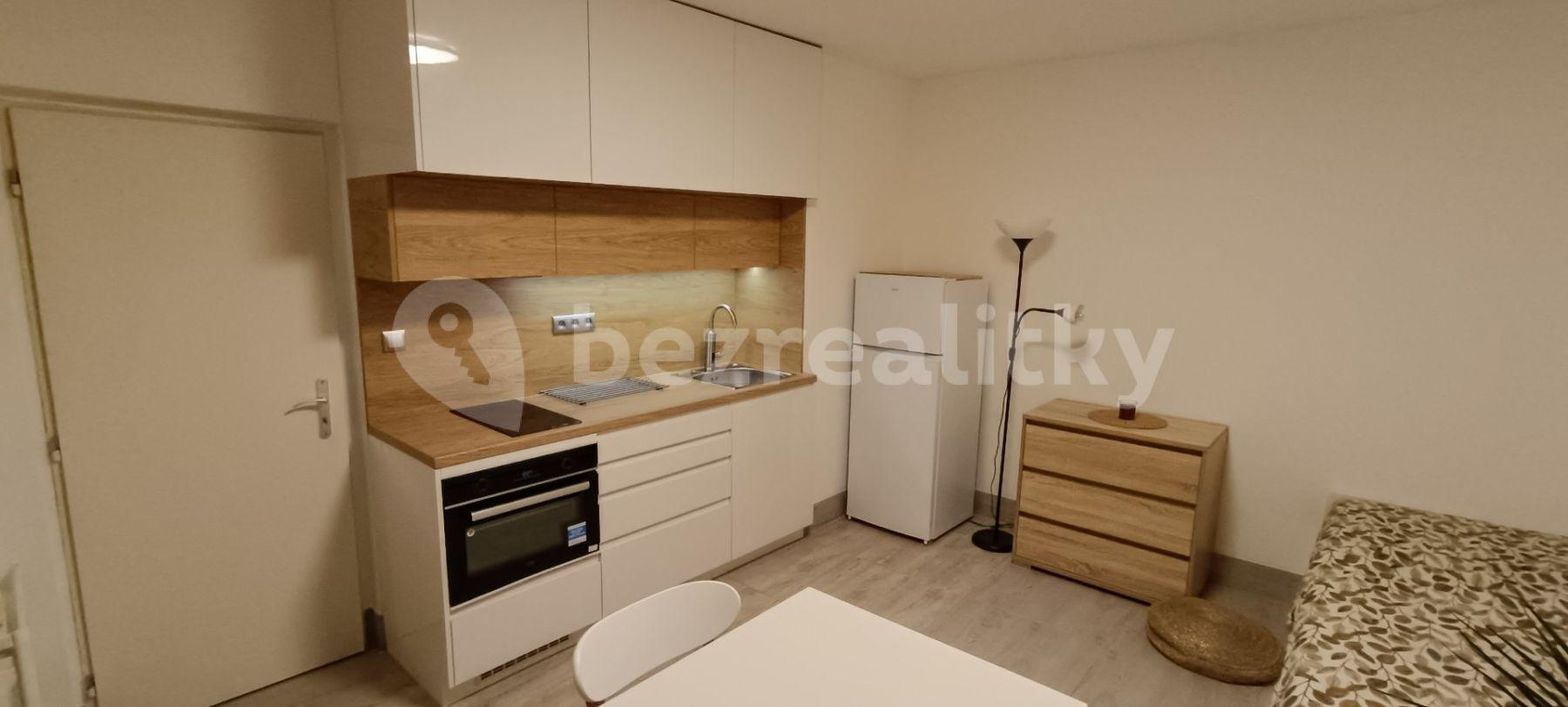 Prenájom bytu 1-izbový 26 m², Pod Kynclovkou, Praha, Praha