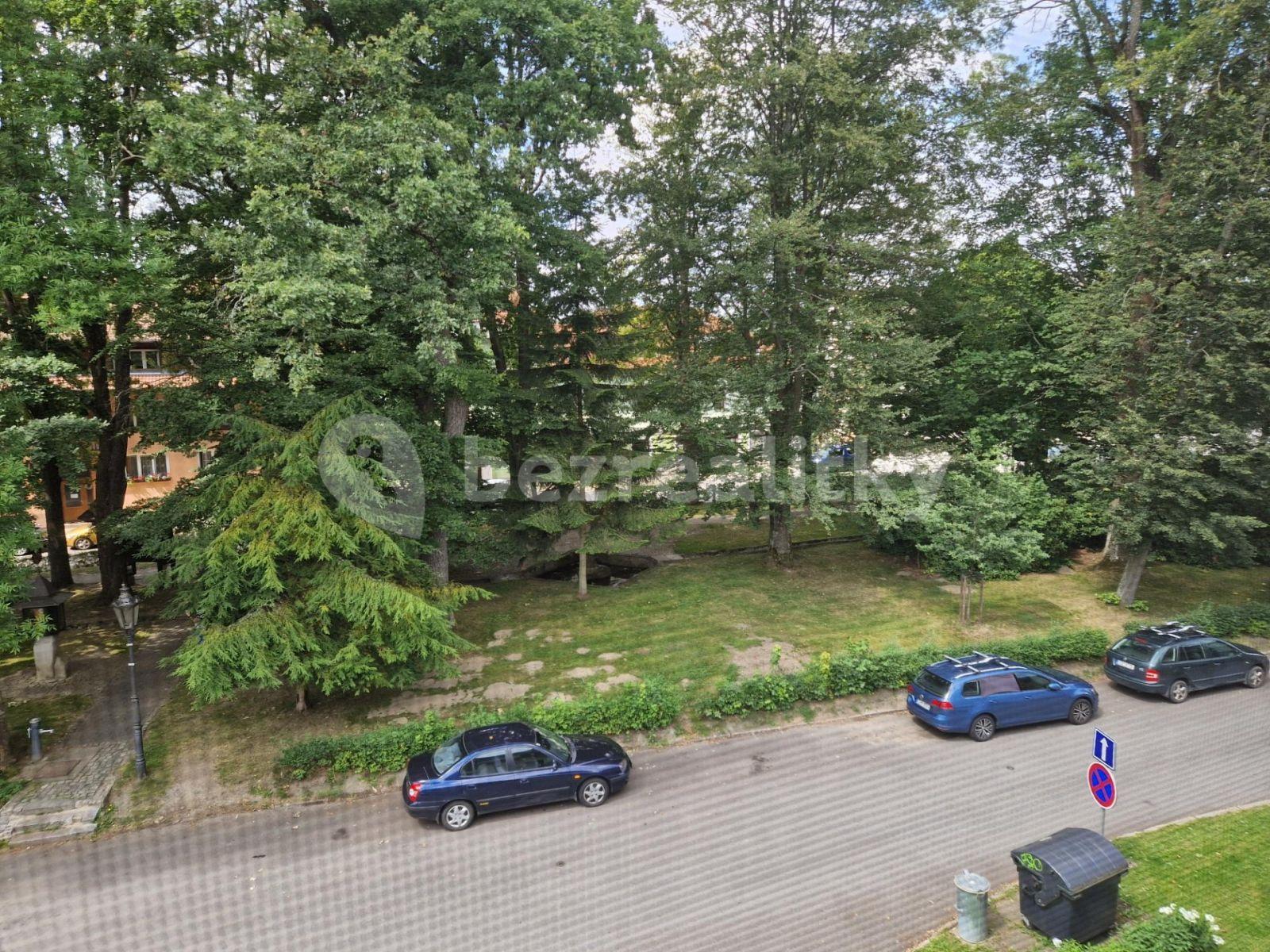 Prenájom bytu 3-izbový 65 m², Frymburk, Jihočeský kraj