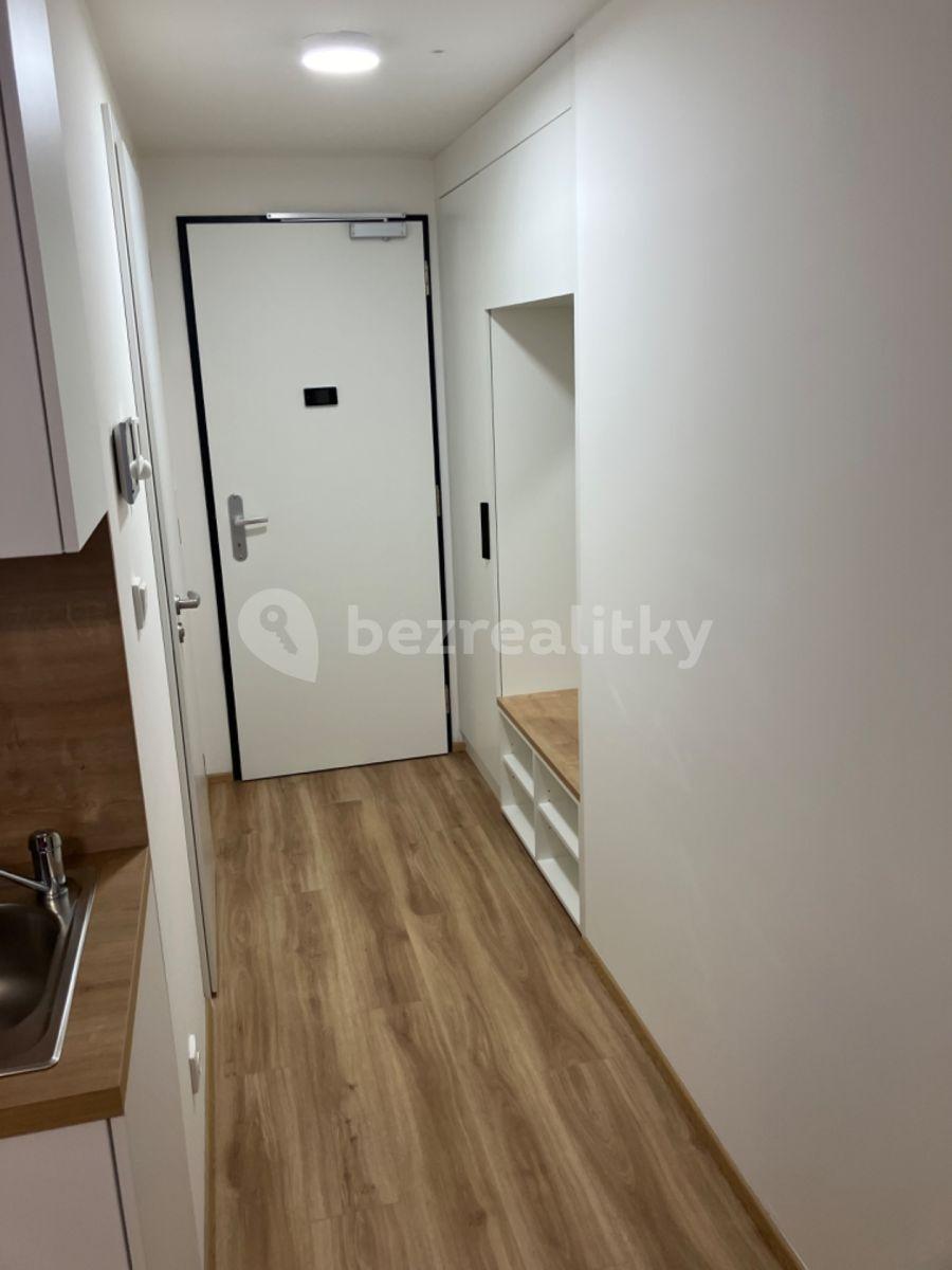 Prenájom bytu 2-izbový 30 m², Plzeňská, Praha, Praha