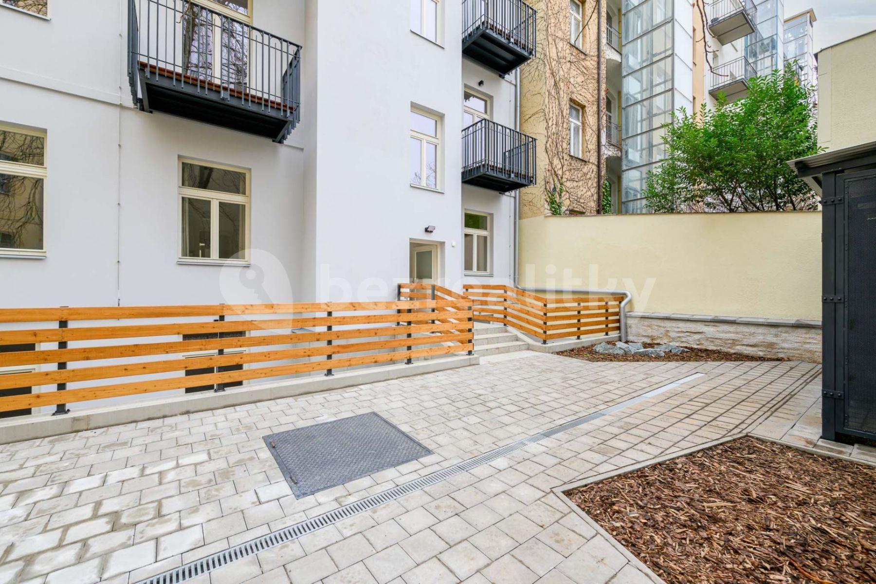 Predaj bytu 1-izbový 30 m², Na Výšinách, Praha, Praha