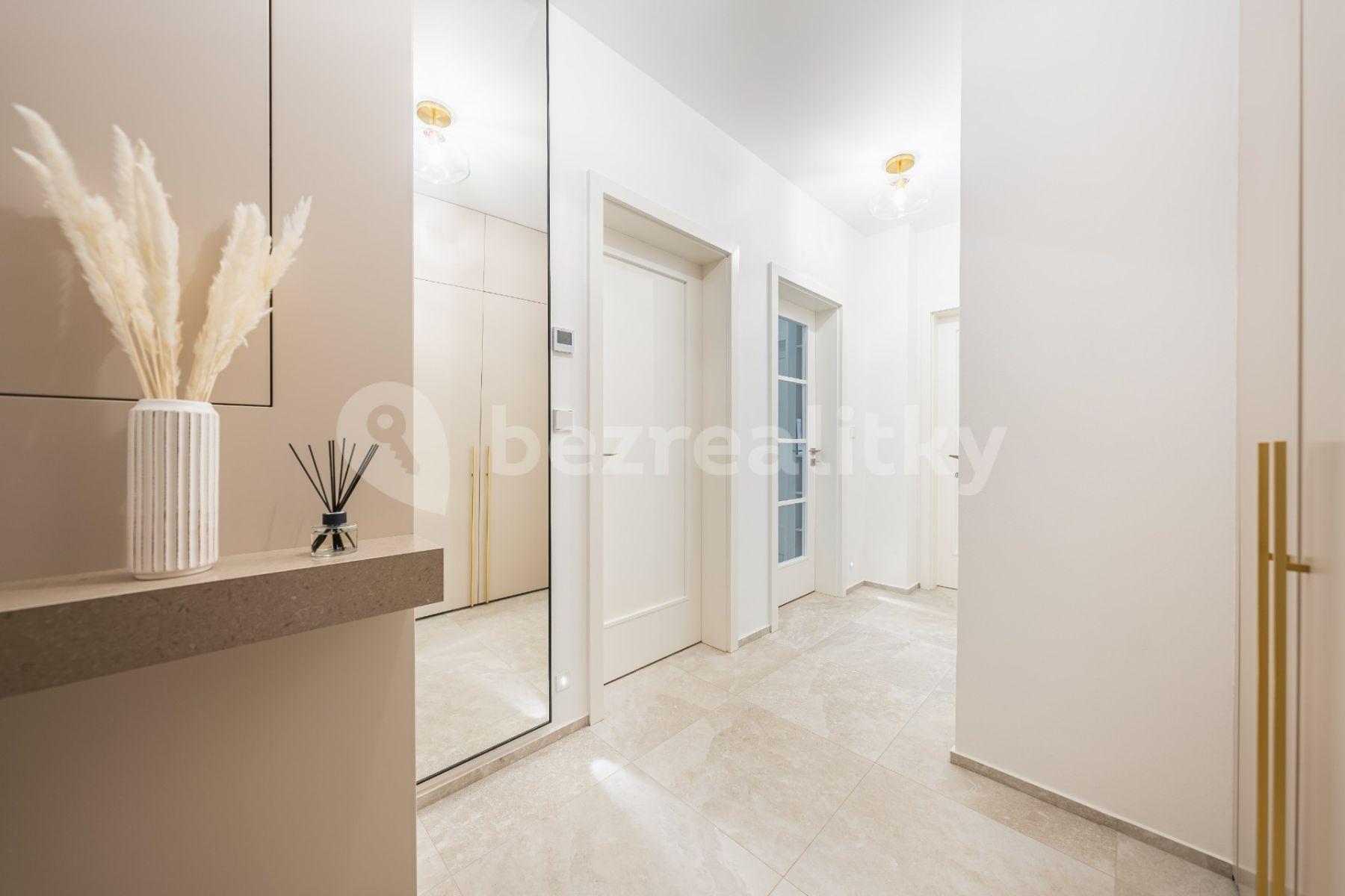 Predaj bytu 2-izbový 45 m², Vinohradská, Praha, Praha