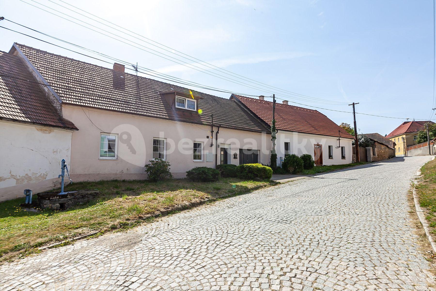 Predaj domu 180 m², pozemek 995 m², Miličín, Miličín, Středočeský kraj