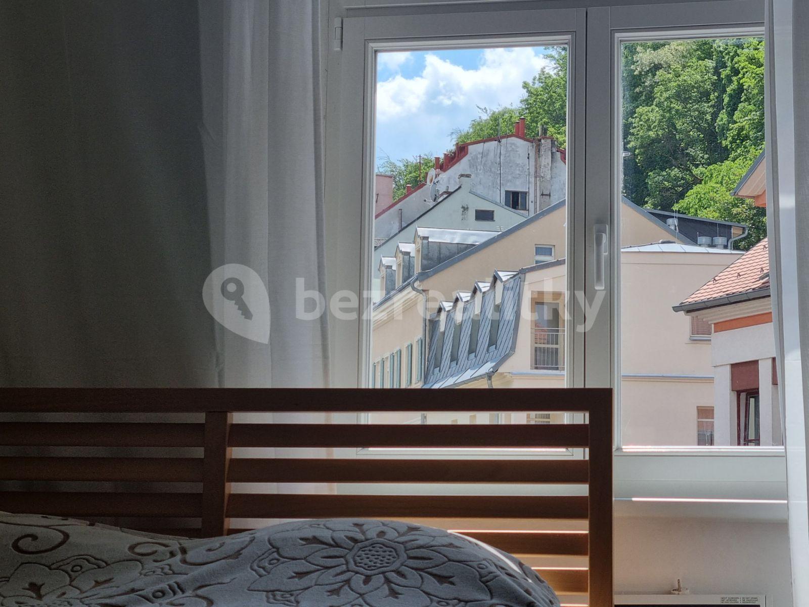 Prenájom bytu 2-izbový 37 m², Zámecký vrch, Karlovy Vary, Karlovarský kraj