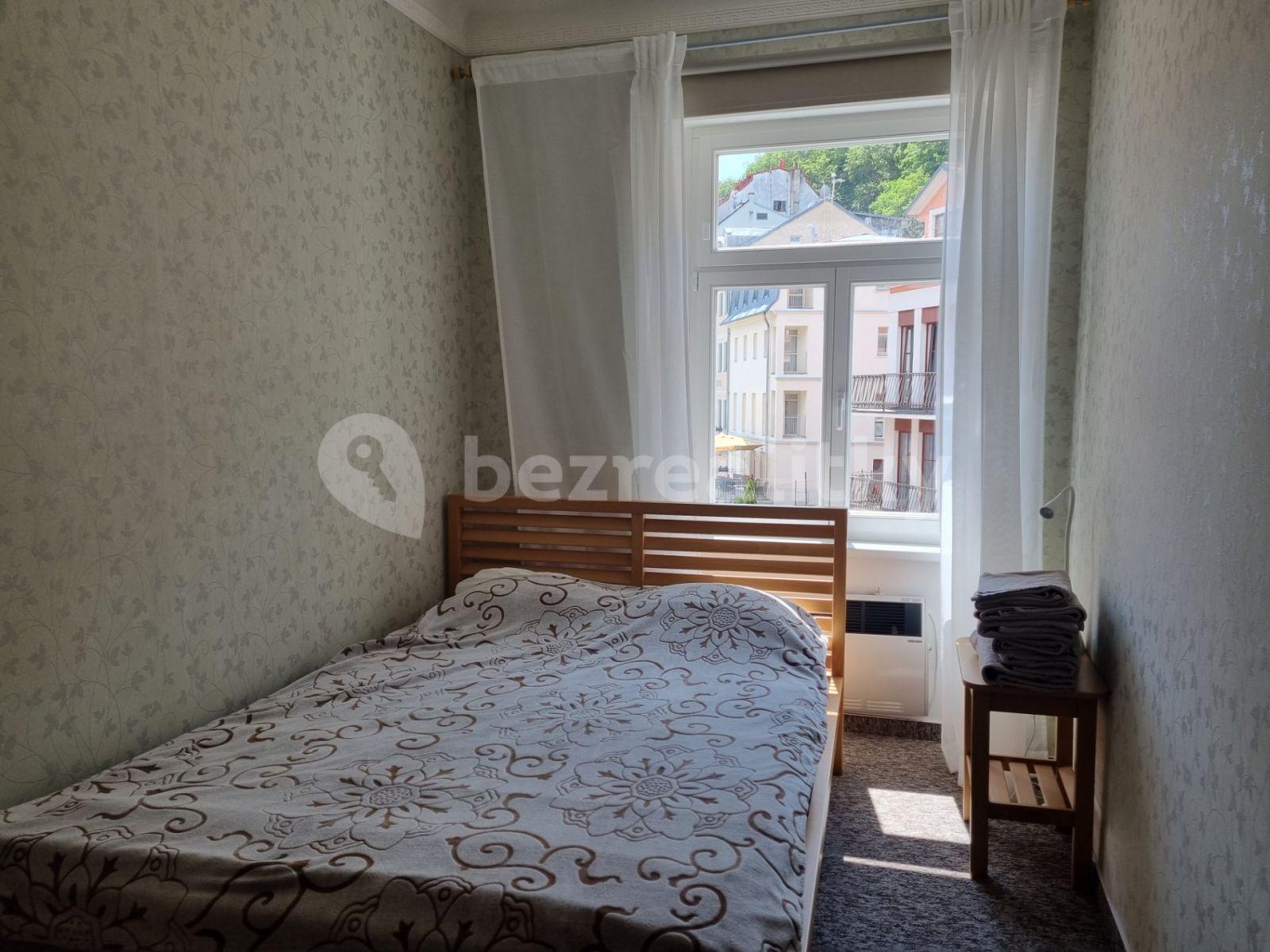 Prenájom bytu 2-izbový 37 m², Zámecký vrch, Karlovy Vary, Karlovarský kraj