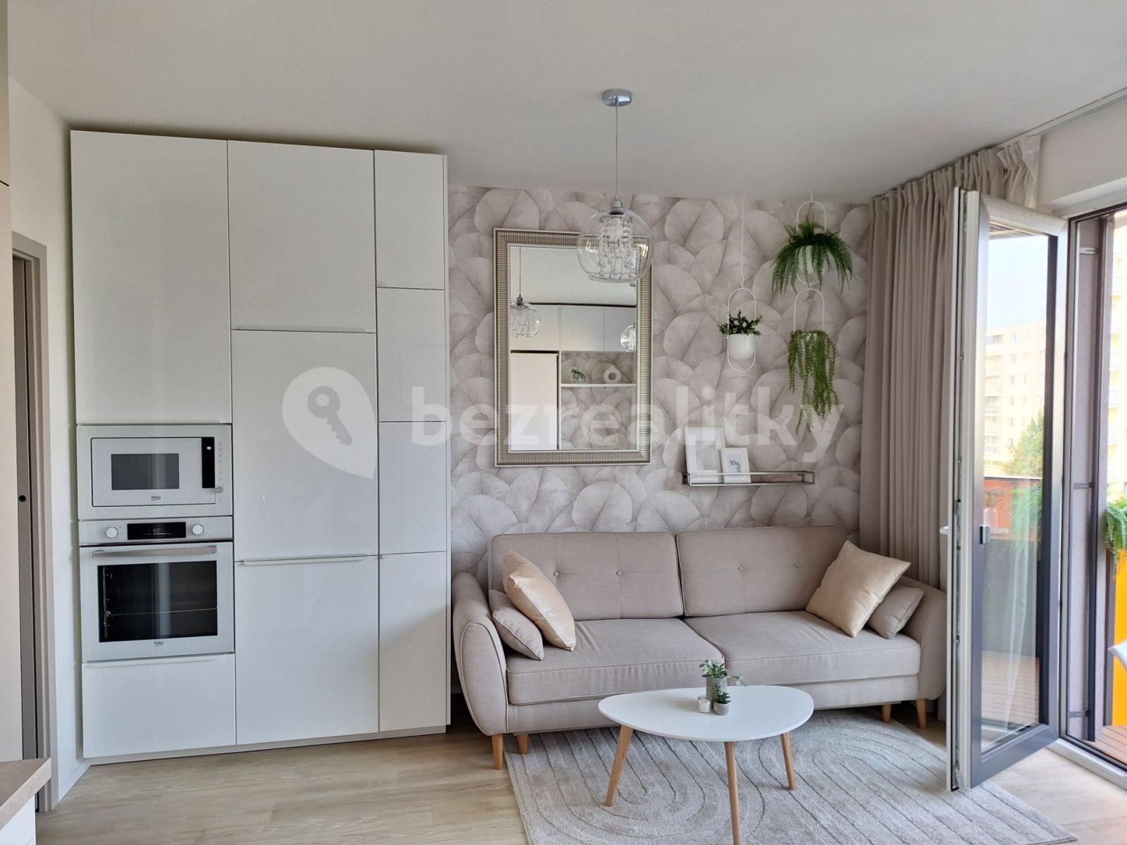 Prenájom bytu 1-izbový 36 m², Bolevecká, Praha, Praha