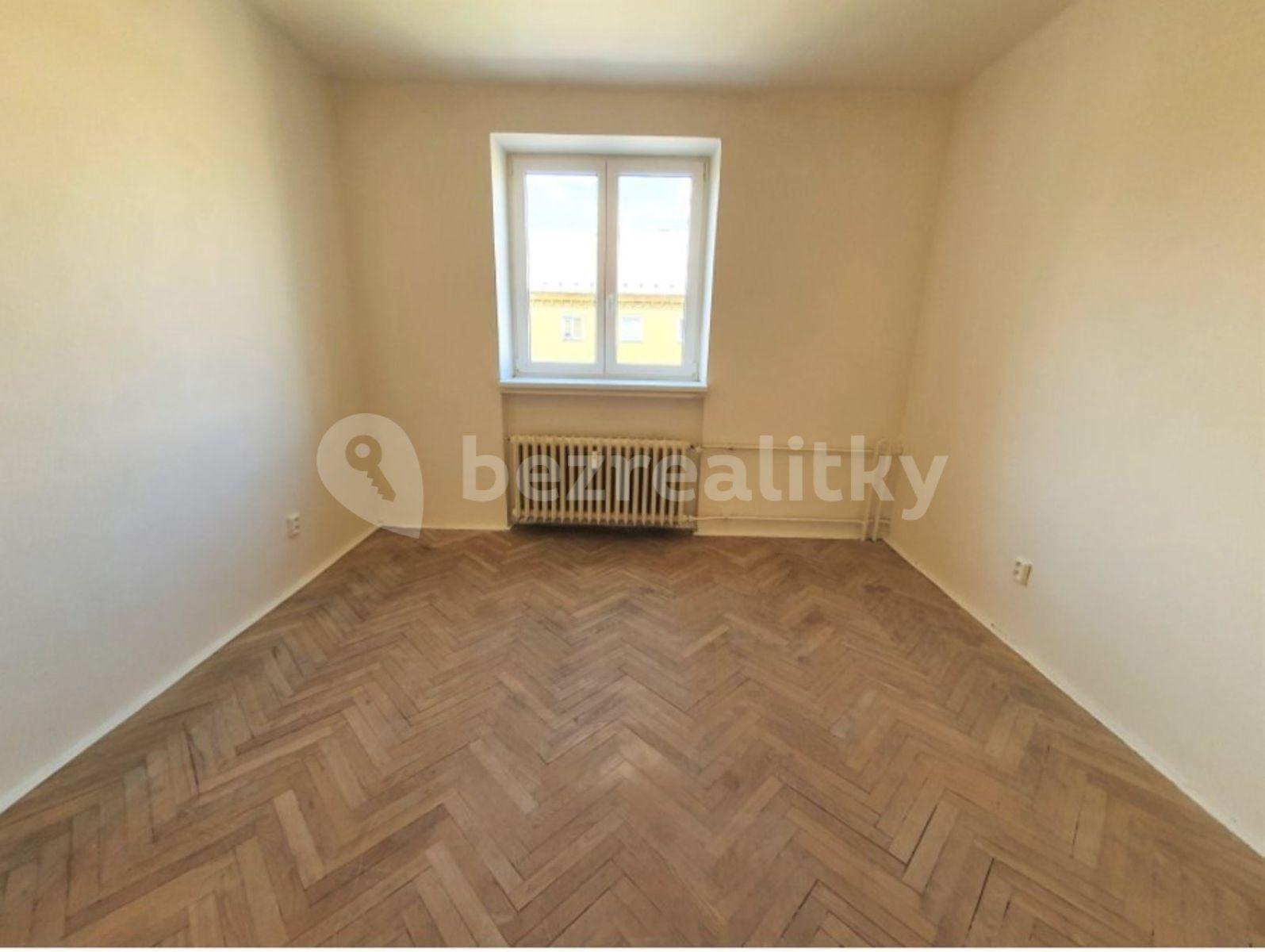 Prenájom bytu 4-izbový 98 m², 1. máje, Hlučín, Moravskoslezský kraj