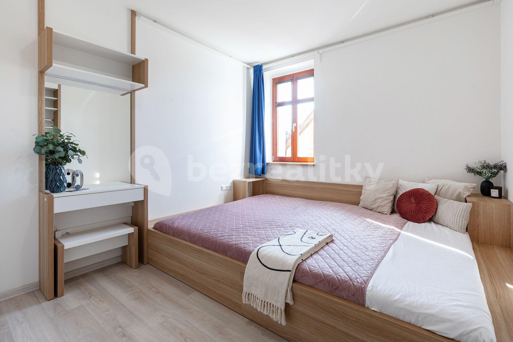 Predaj domu 294 m², pozemek 414 m², Boženy Němcové, Úvaly, Středočeský kraj