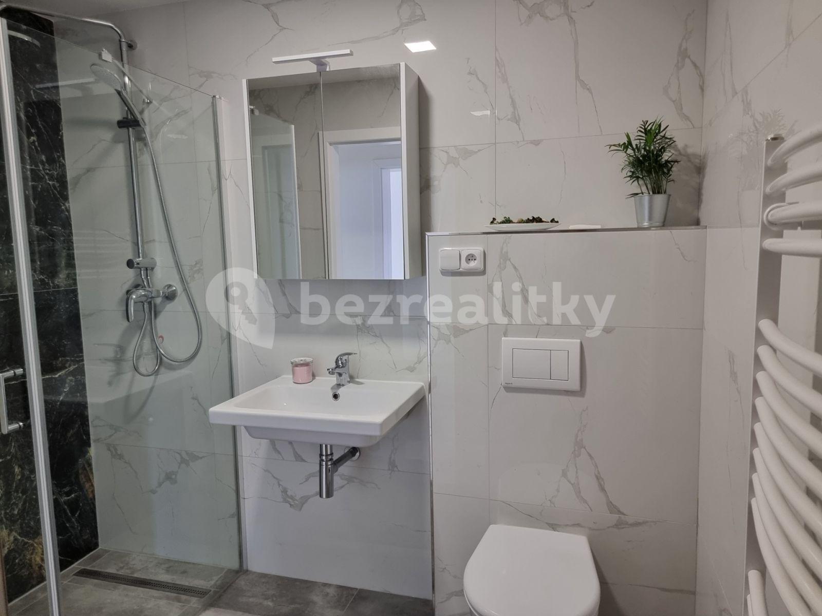 Predaj bytu 1-izbový 42 m², Evropská, Praha, Praha