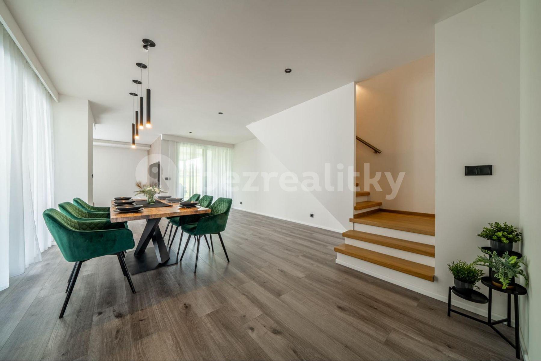 Predaj domu 173 m², pozemek 1.277 m², Chyňava, Středočeský kraj