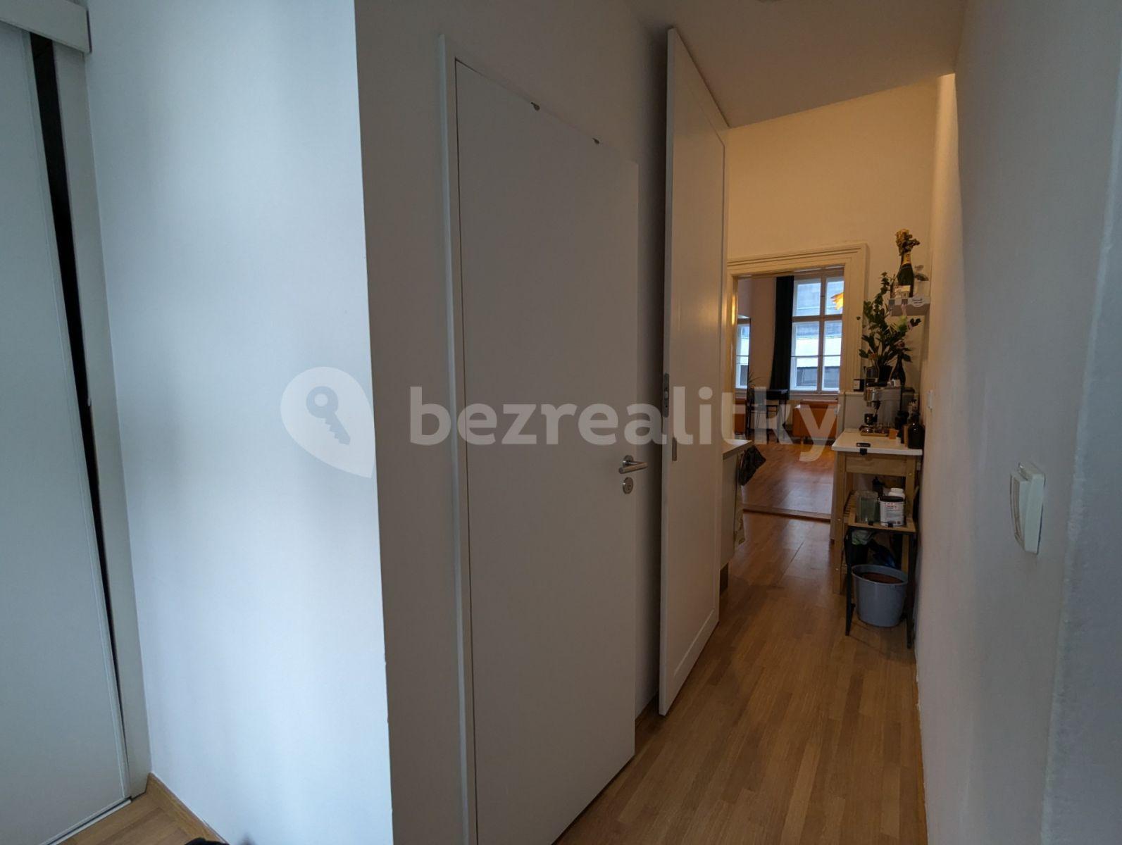 Prenájom bytu 1-izbový 46 m², Veverkova, Praha, Praha