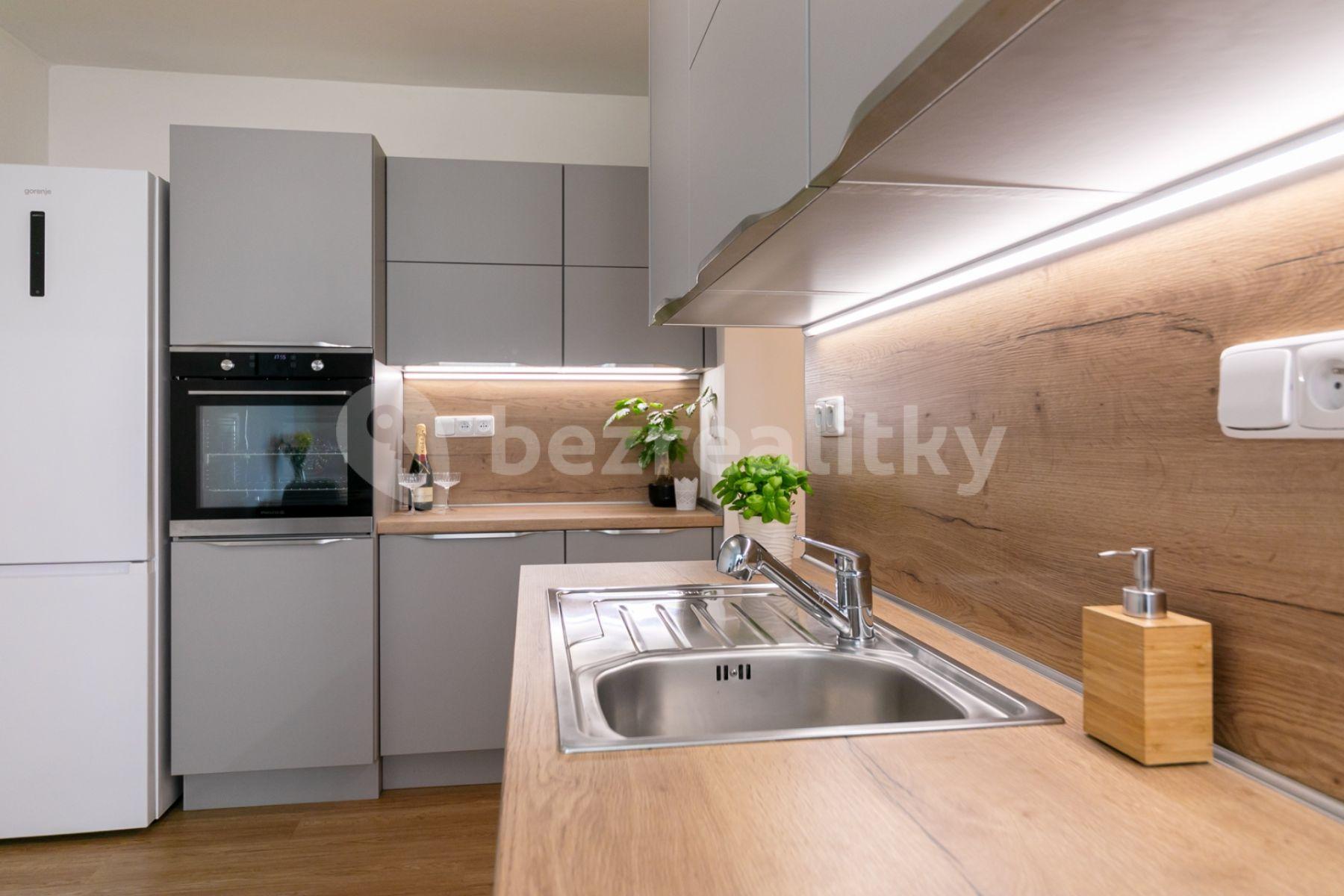 Predaj bytu 4-izbový 74 m², Měchenická, Praha, Praha