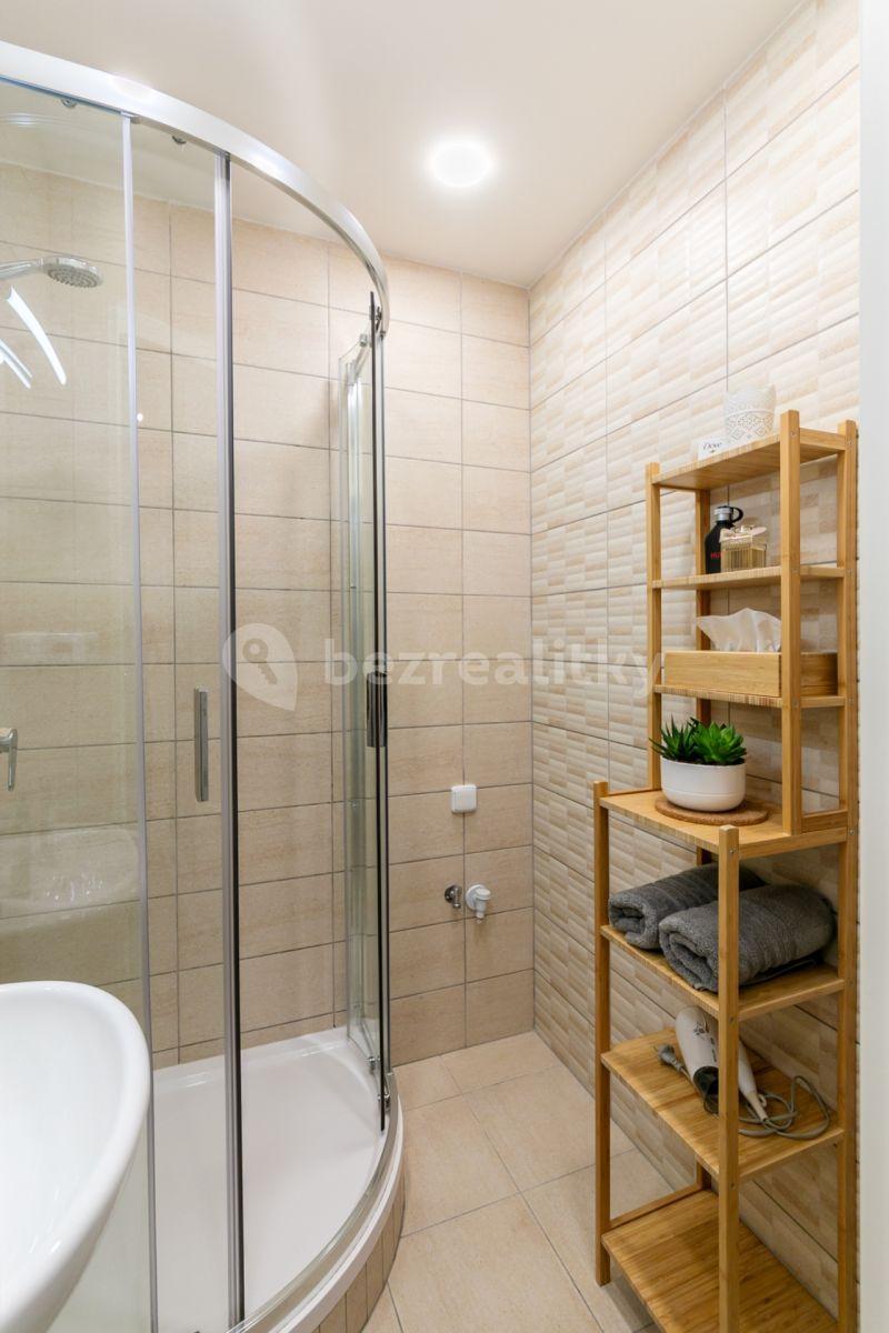 Predaj bytu 4-izbový 74 m², Měchenická, Praha, Praha