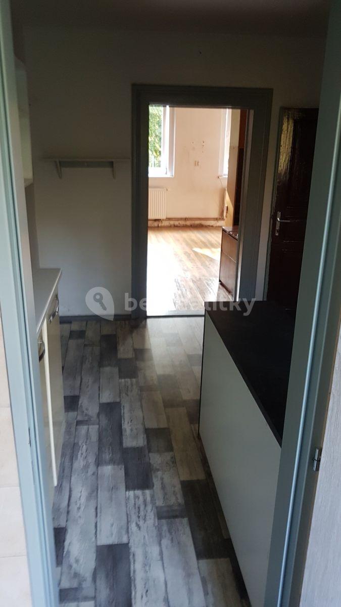 Prenájom bytu 1-izbový 54 m², U Vápenice, Praha, Praha