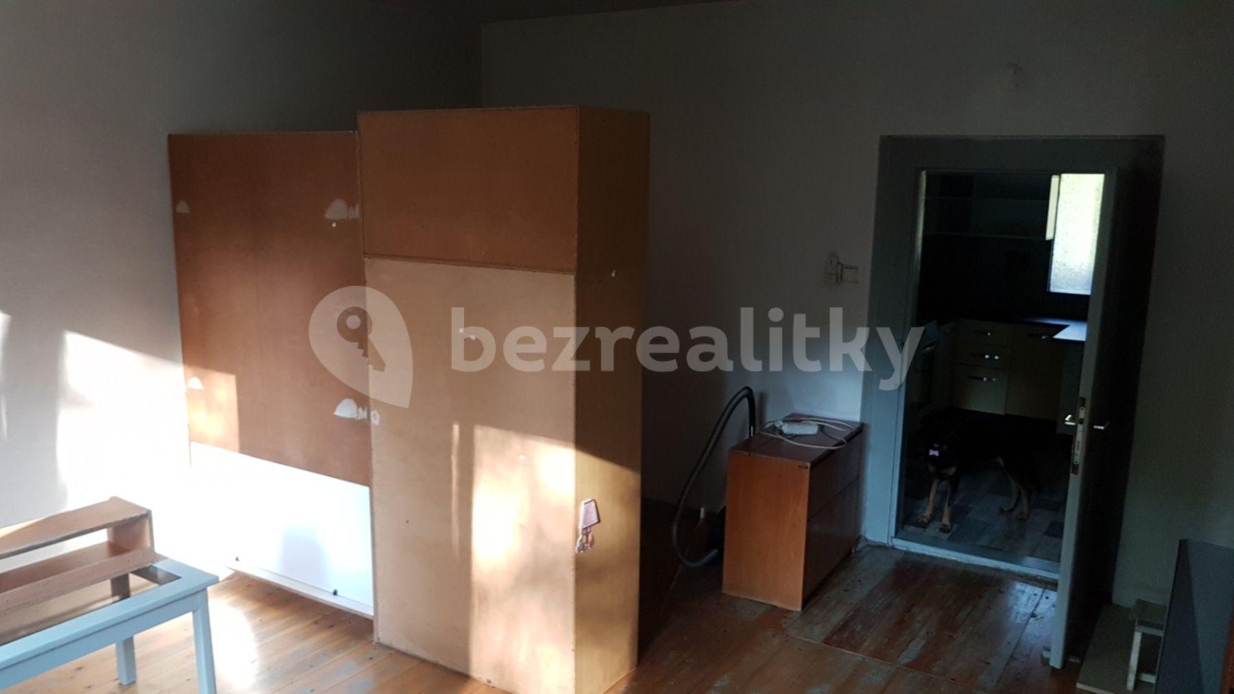 Prenájom bytu 1-izbový 54 m², U Vápenice, Praha, Praha