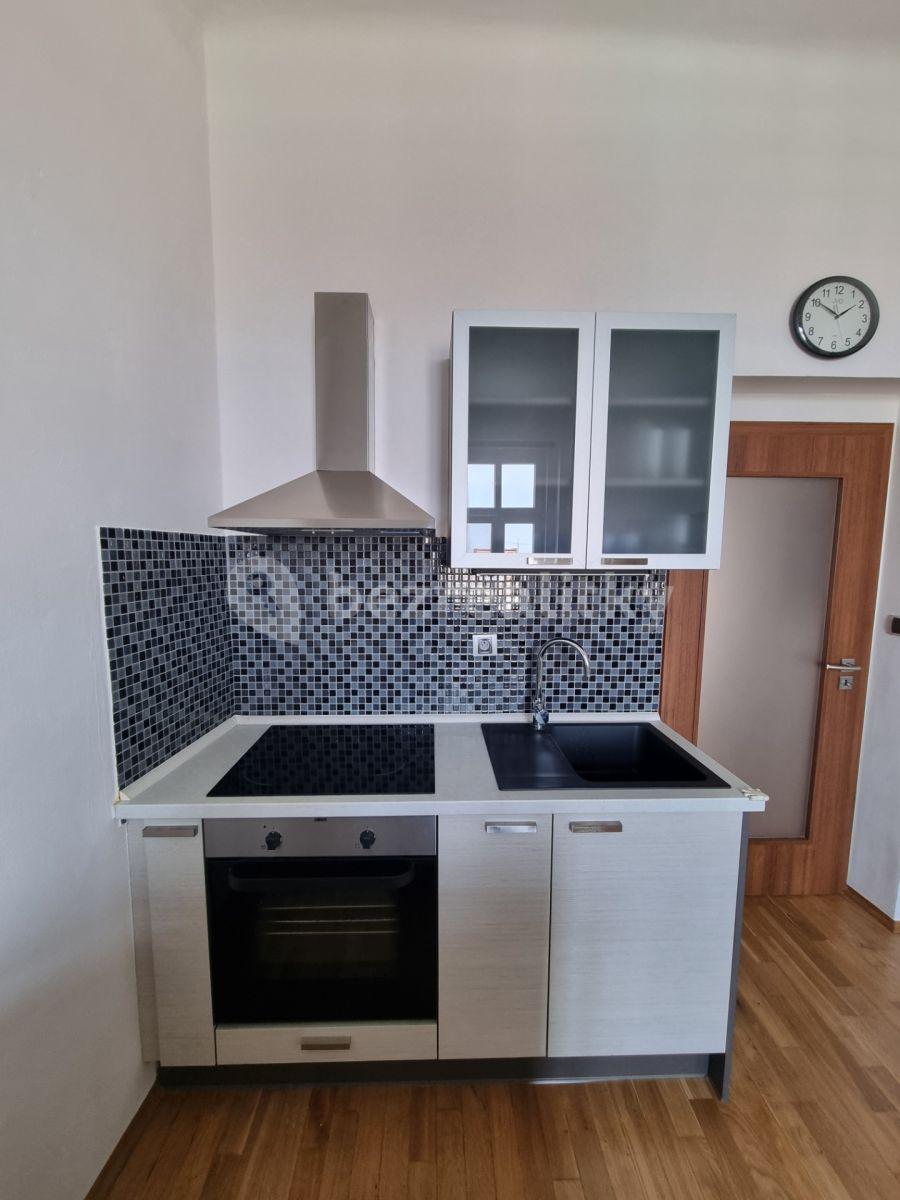 Prenájom bytu 2-izbový 45 m², Baarova, Praha, Praha