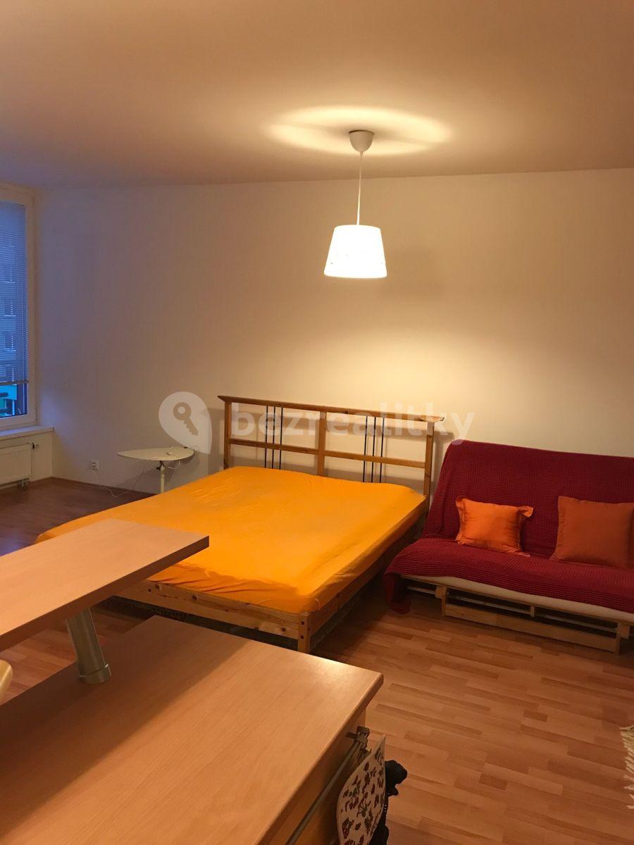 Prenájom bytu 1-izbový 38 m², Mikulova, Praha, Praha