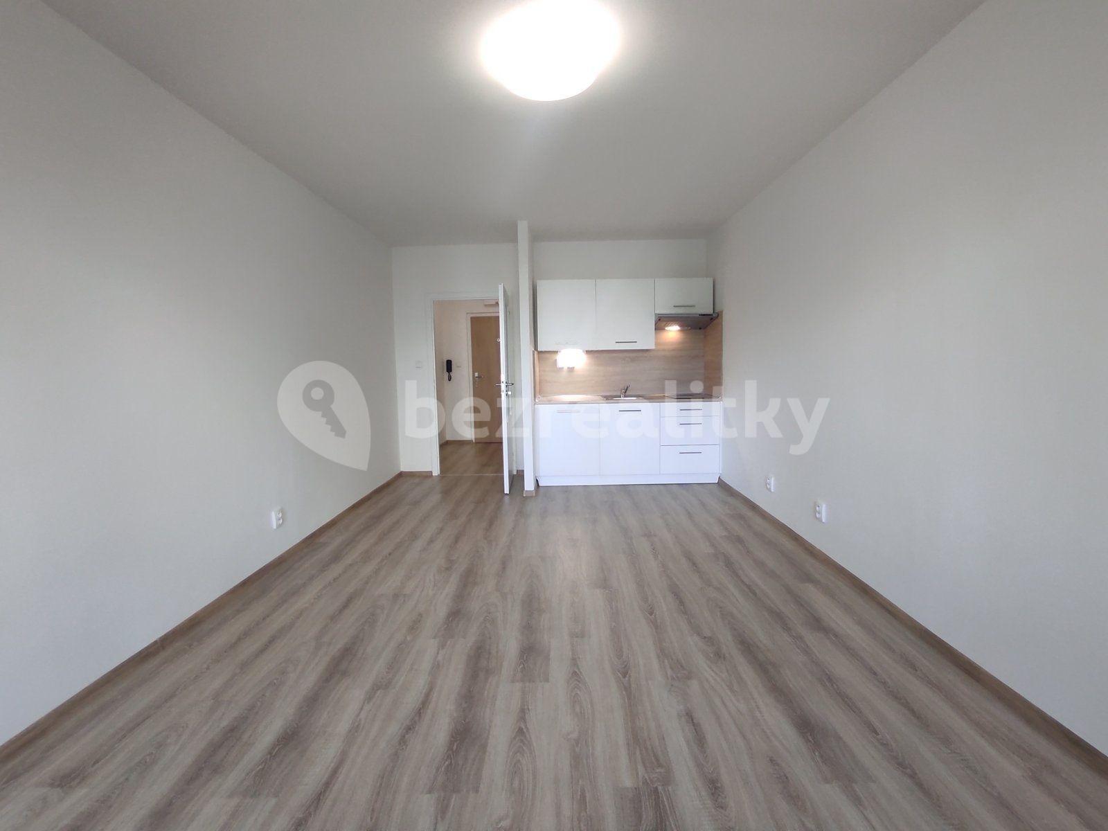 Prenájom bytu 1-izbový 28 m², Masarykova třída, Orlová, Moravskoslezský kraj