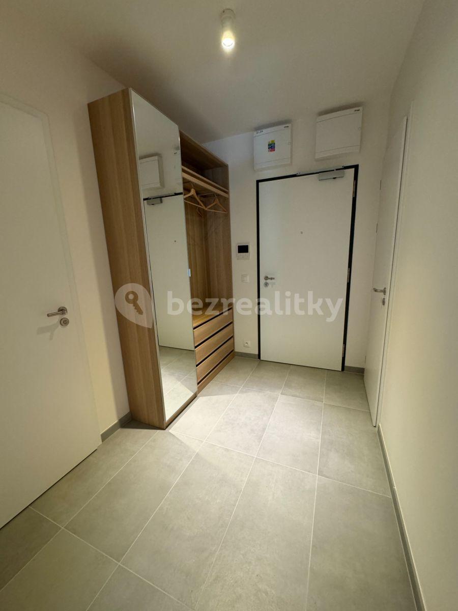 Prenájom bytu 2-izbový 50 m², Nurmiho, Praha, Praha