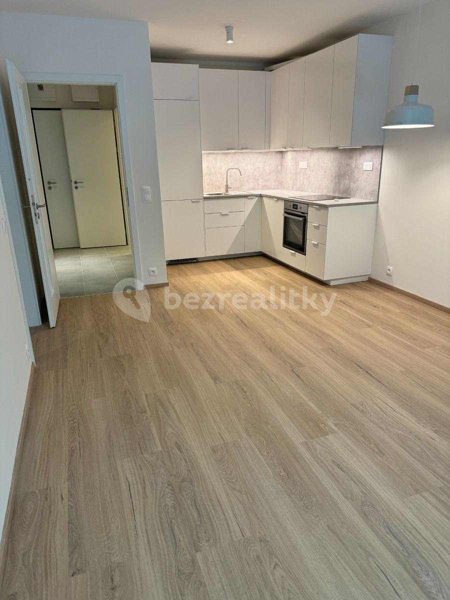 Prenájom bytu 2-izbový 50 m², Nurmiho, Praha, Praha