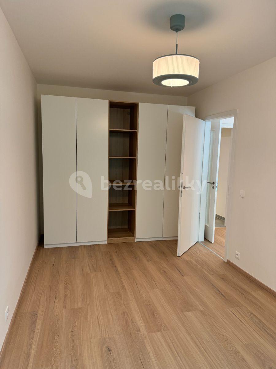 Prenájom bytu 2-izbový 50 m², Nurmiho, Praha, Praha