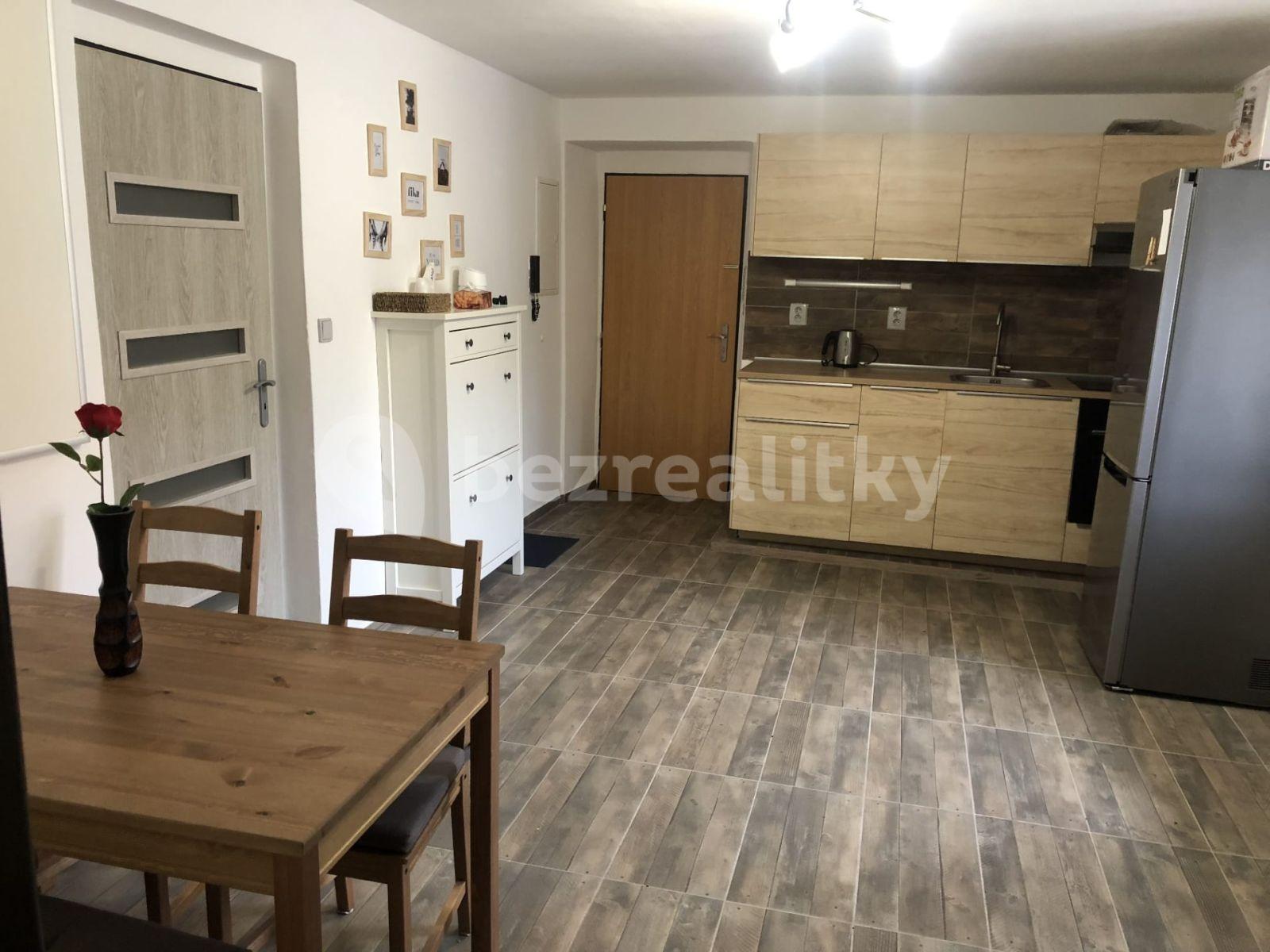 Predaj bytu 3-izbový 69 m², Kynského, Slaný, Středočeský kraj