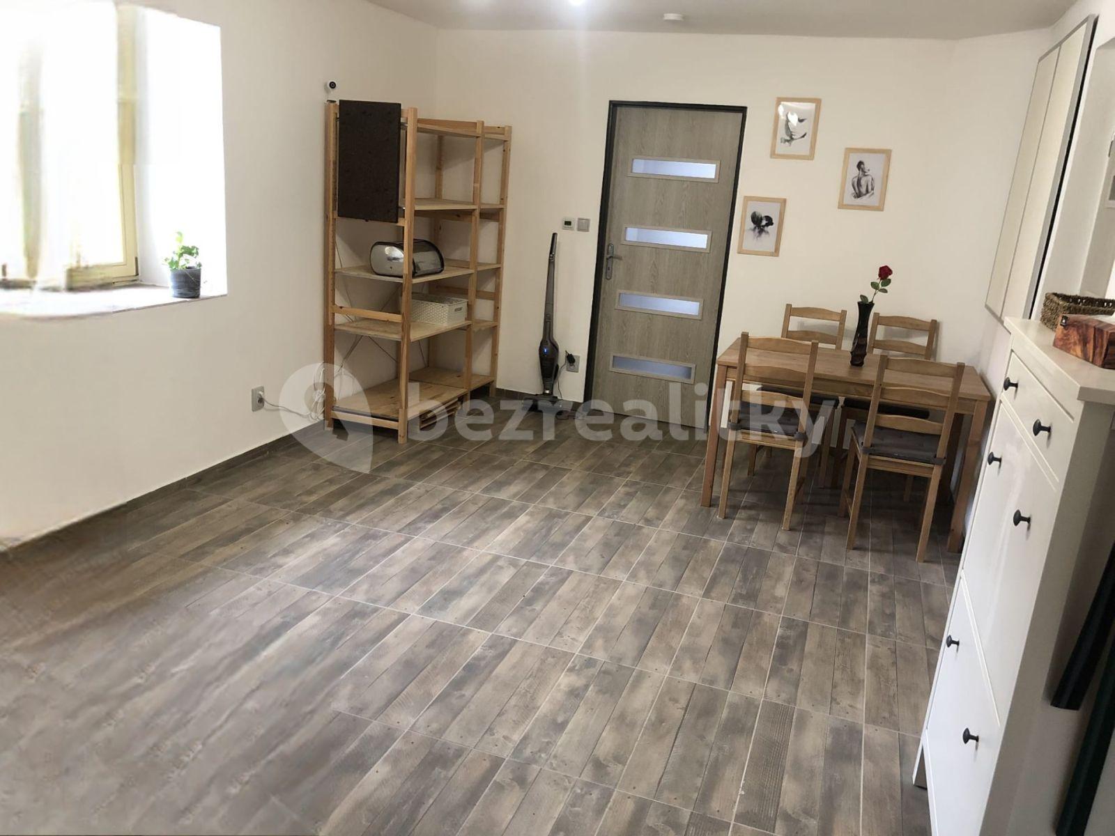 Predaj bytu 3-izbový 69 m², Kynského, Slaný, Středočeský kraj