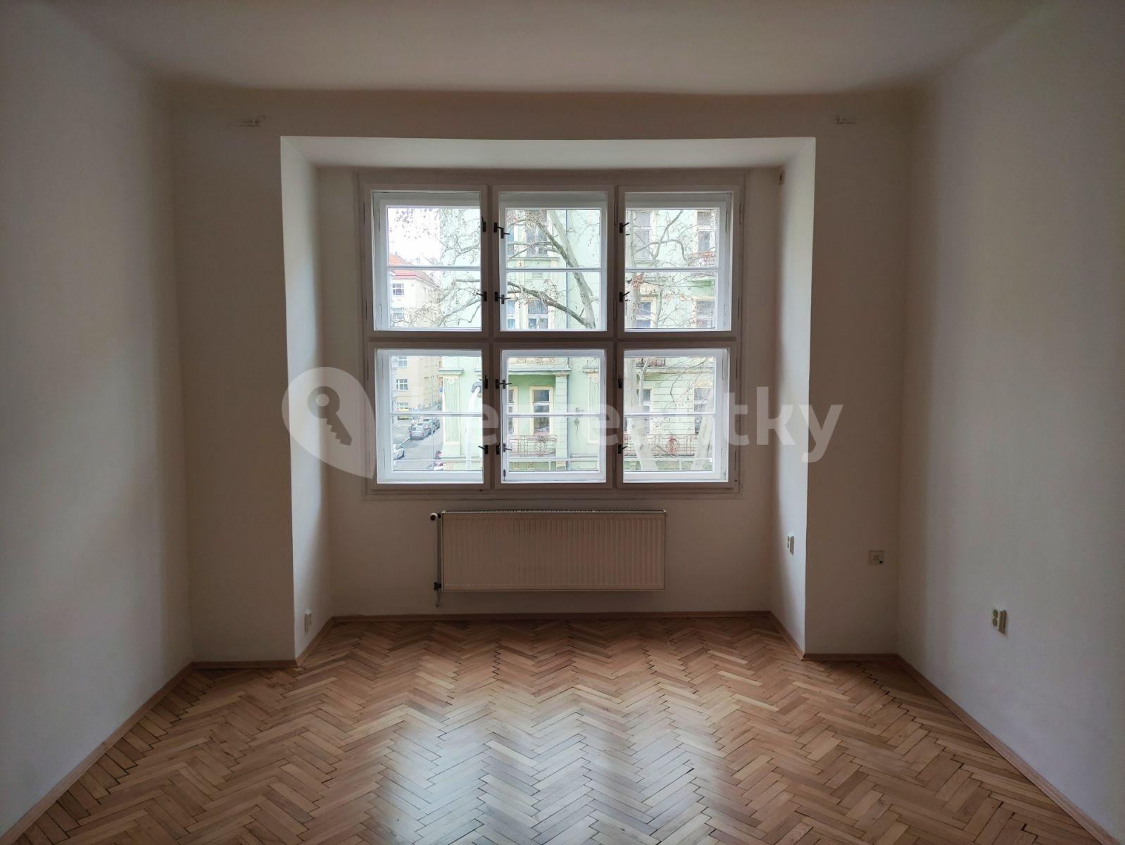 Prenájom bytu 3-izbový 100 m², Minská, Praha, Praha