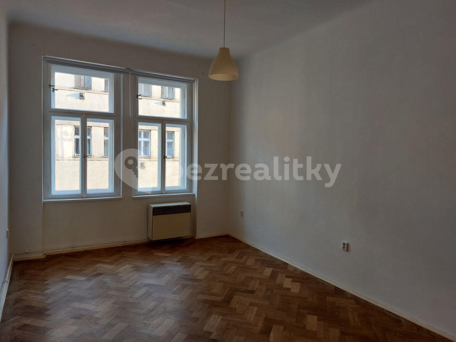 Prenájom bytu 2-izbový 65 m², Vltavská, Praha, Praha