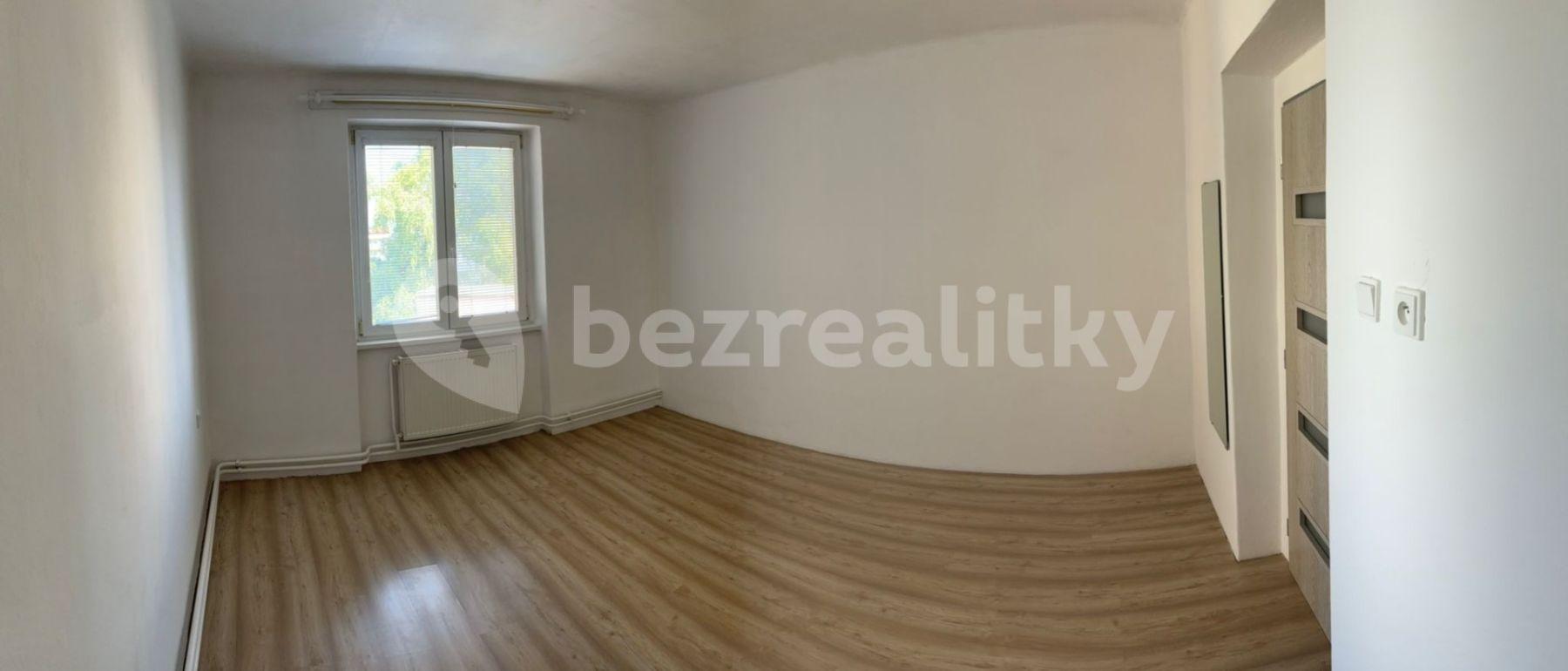 Prenájom bytu 3-izbový 75 m², Pod Vrchem, Mělník, Středočeský kraj