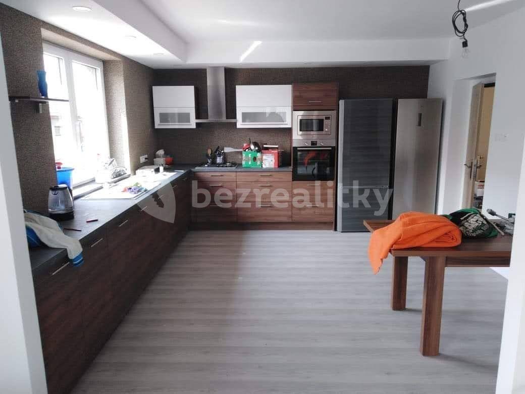 Predaj domu 180 m², pozemek 1.889 m², Bukovina nad Labem, Pardubický kraj