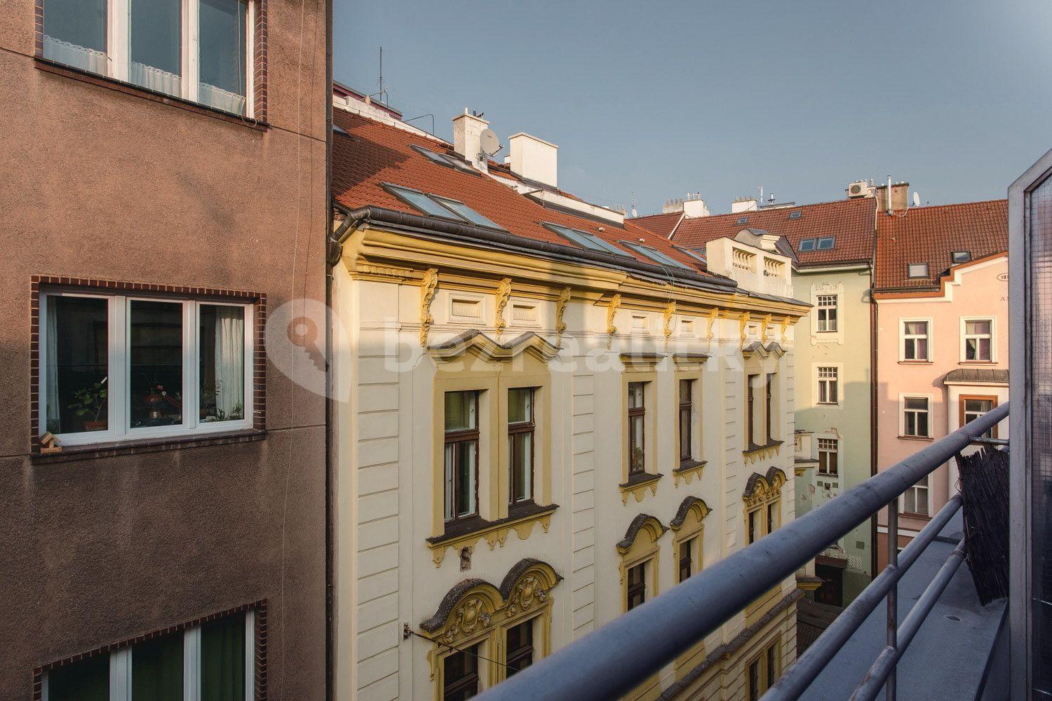 Prenájom bytu 1-izbový 28 m², Kozácká, Praha, Praha